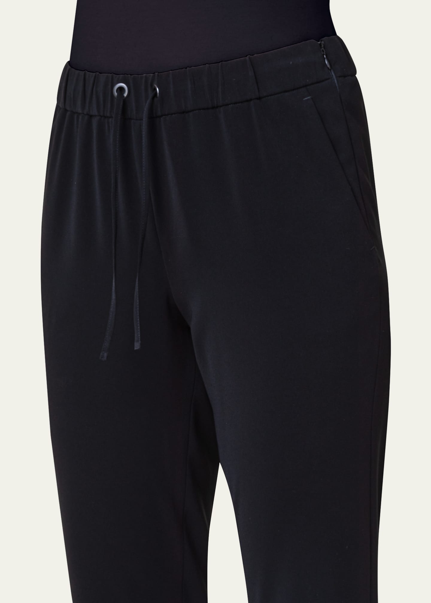 Akris punto Mike Split-Hem Crepe Pull-On Pants Image 5 of 5