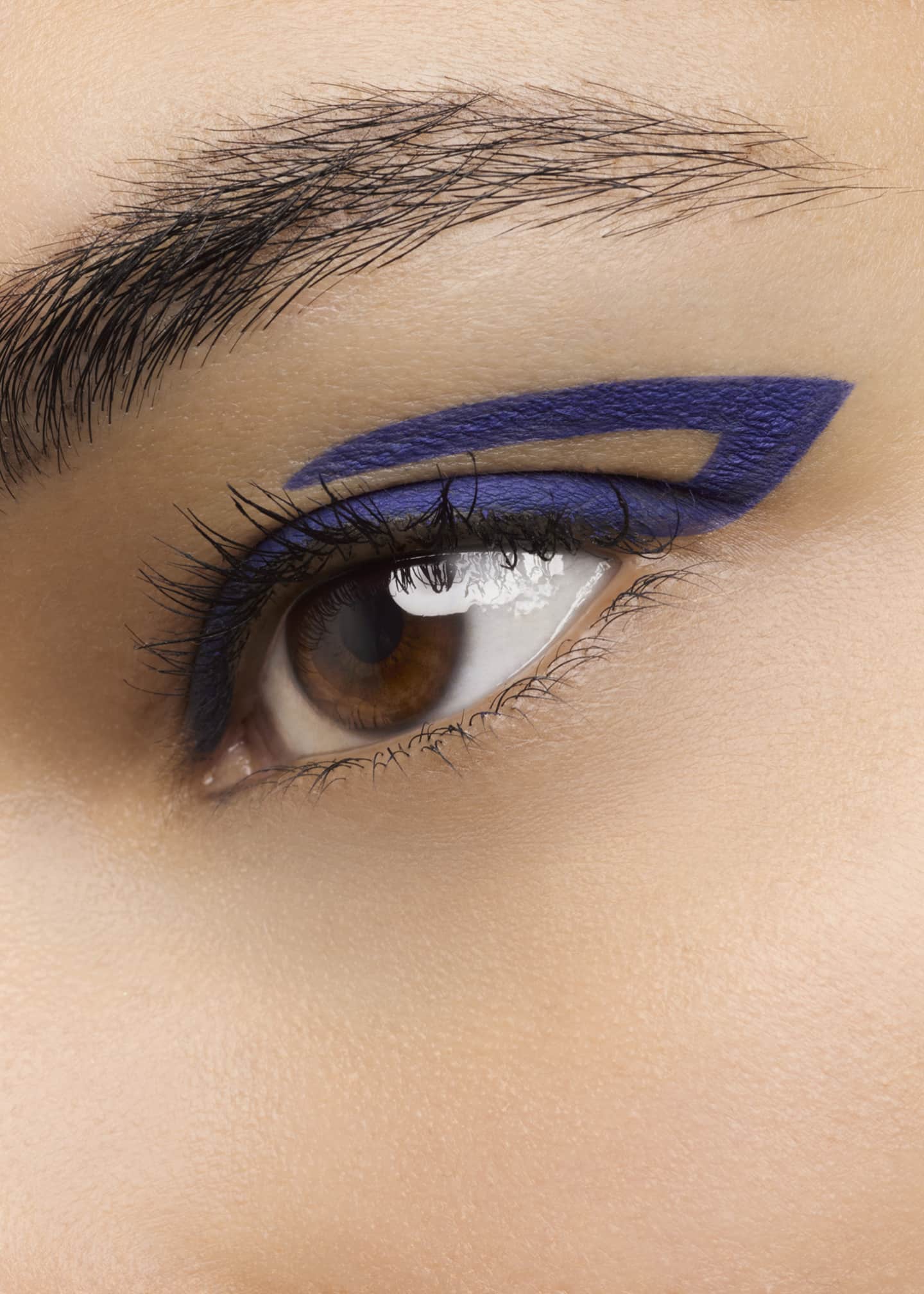 Yves Saint Laurent Beaute Crushliner Image 2 of 5