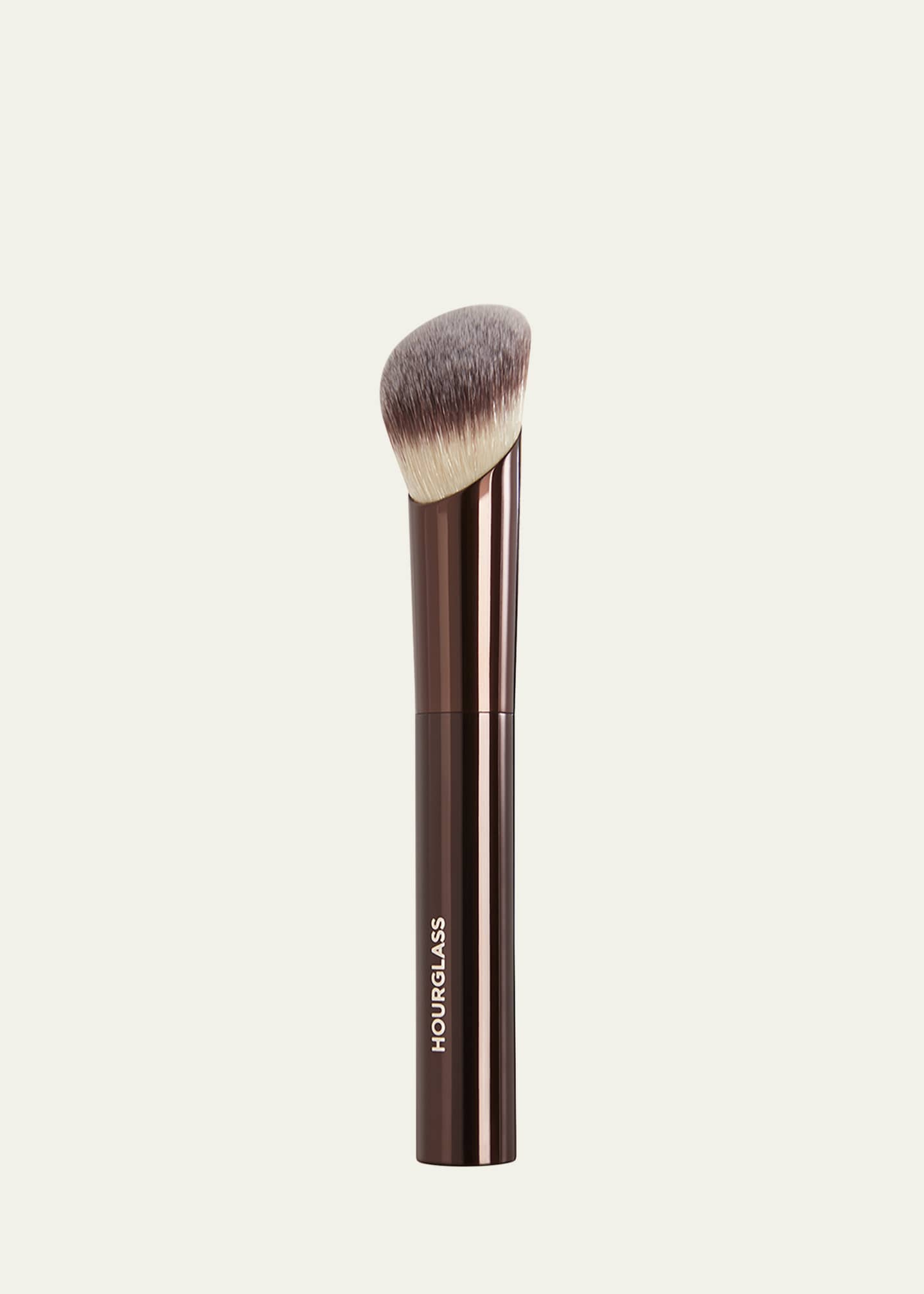 Hourglass Cosmetics Ambient Soft Glow Foundation Brush Image 1 of 2