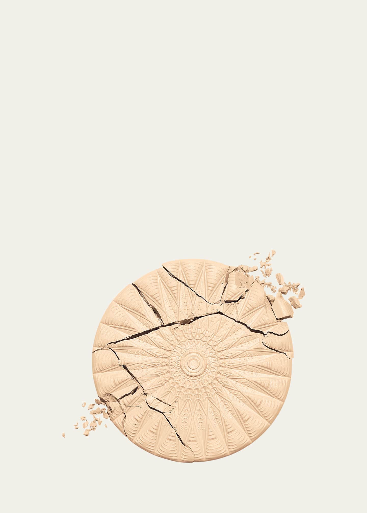 Chantecaille Perfect Blur Finishing Powder Image 2 of 3