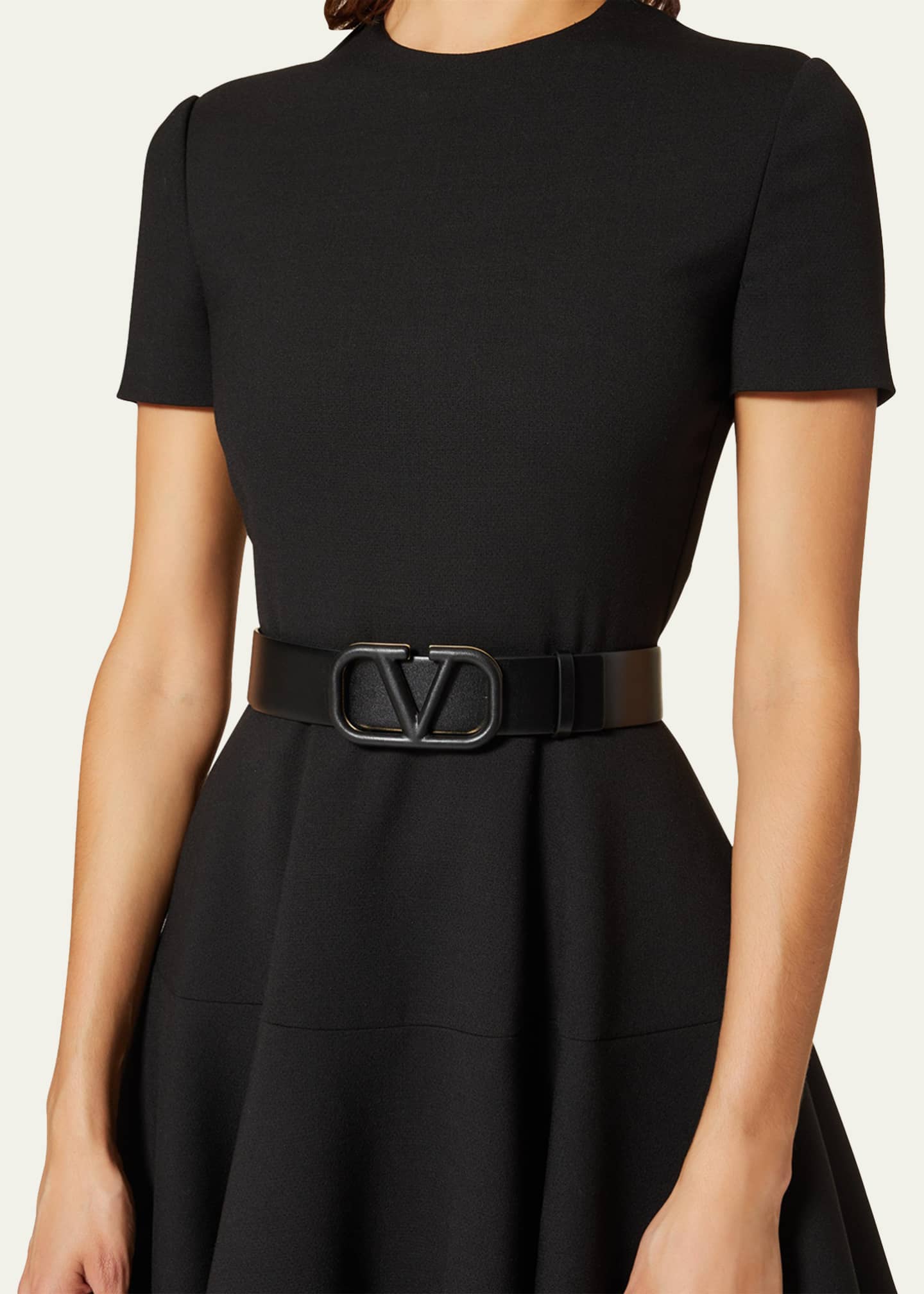 Valentino Garavani Vlogo Buckle Leather Belt - Black