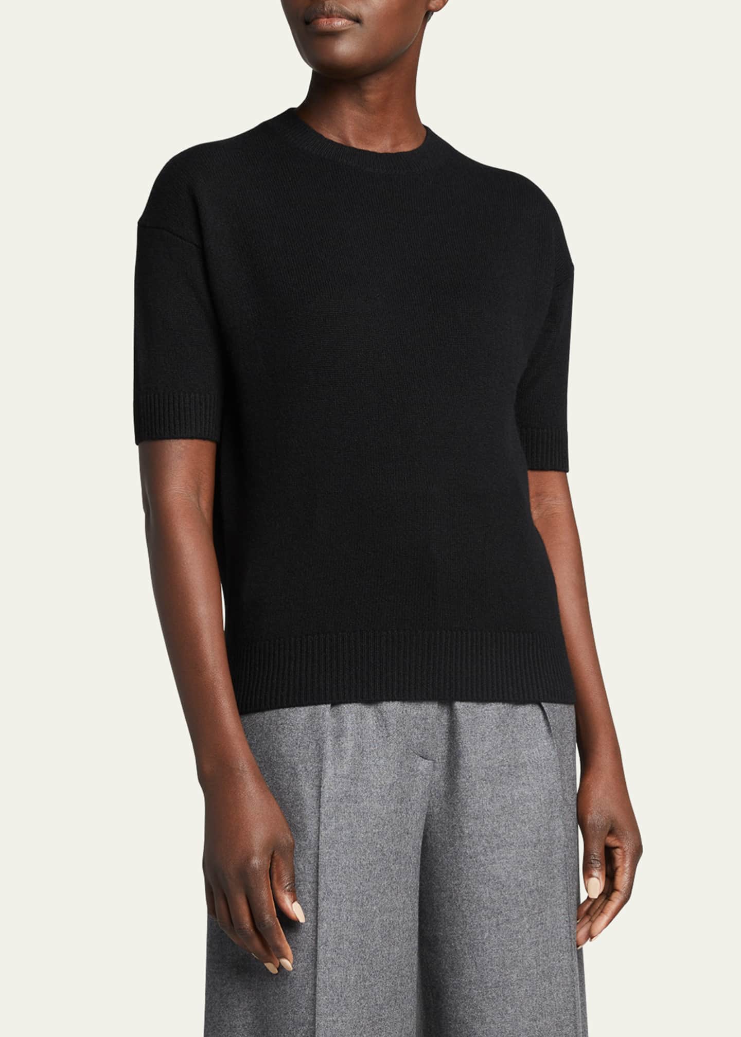 Theory short on sale sleeve
