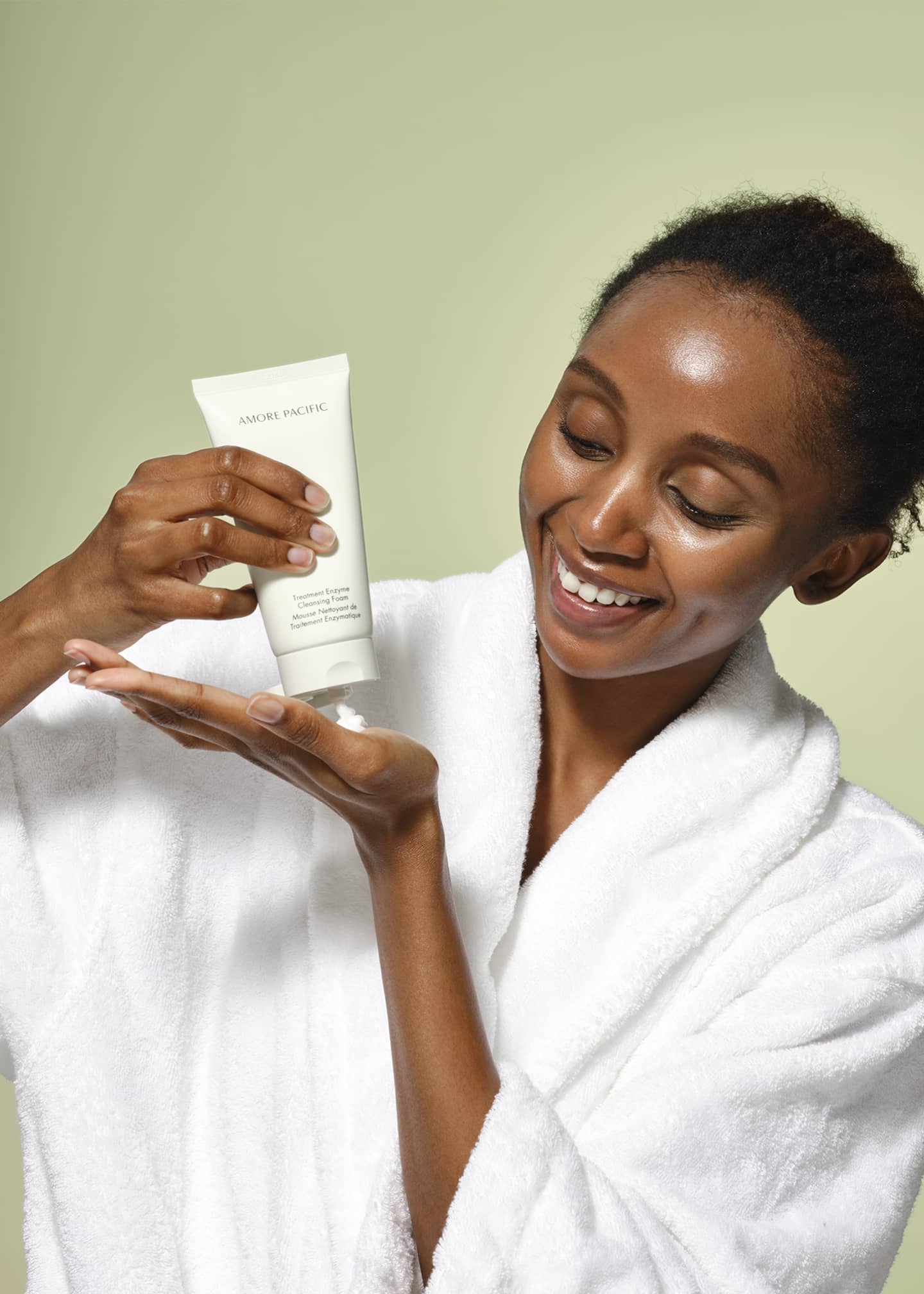 AP Beauty Treatment Enzyme Cleansing Foam Image 5 of 5