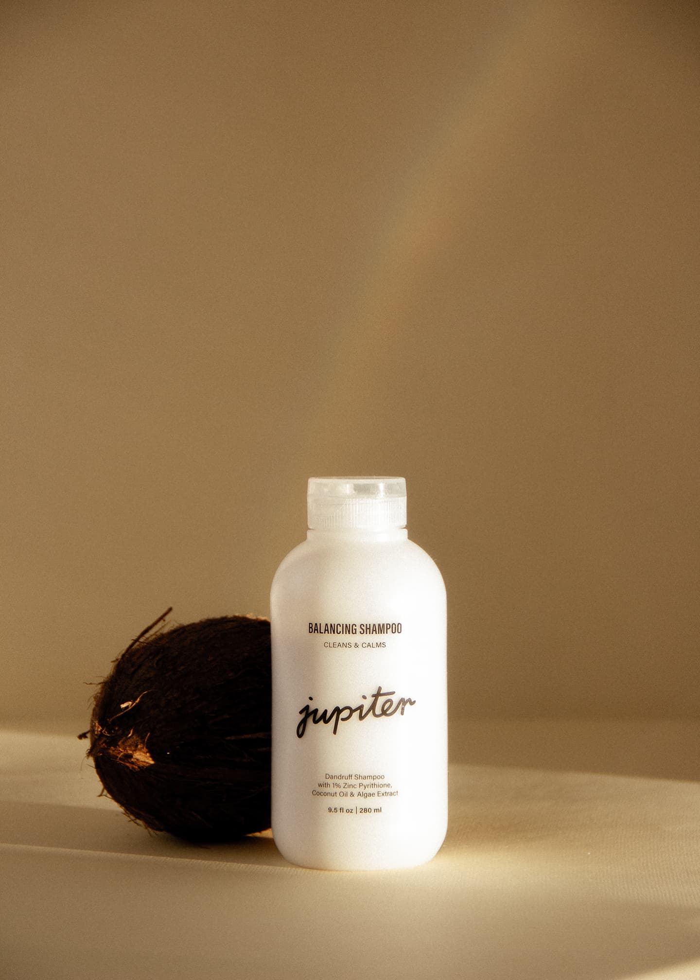 Jupiter 9.5 oz. Balancing Shampoo Image 4 of 5