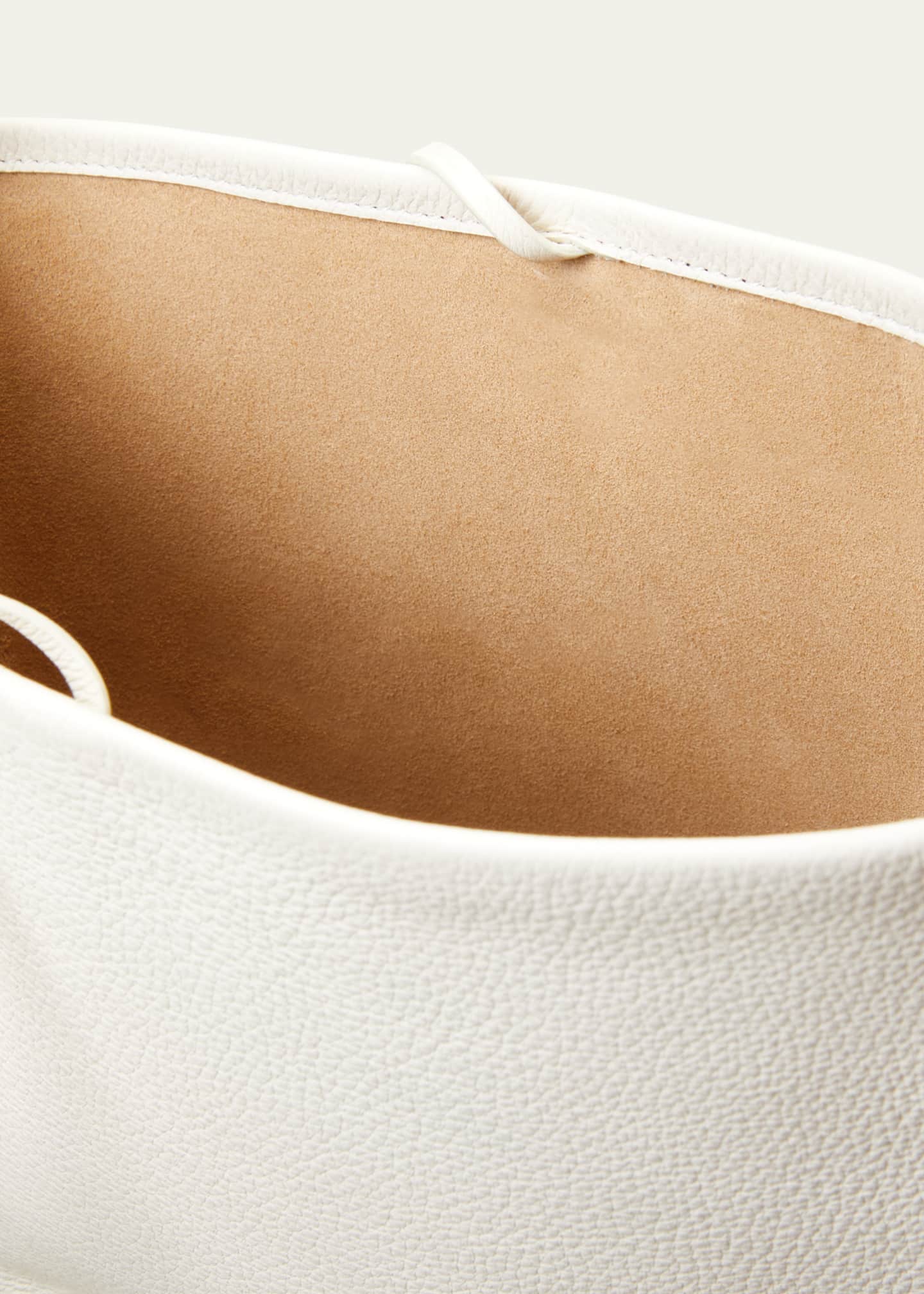 THE ROW N/S Park Tote Medium in Lux Grained Calfksin Image 4 of 5
