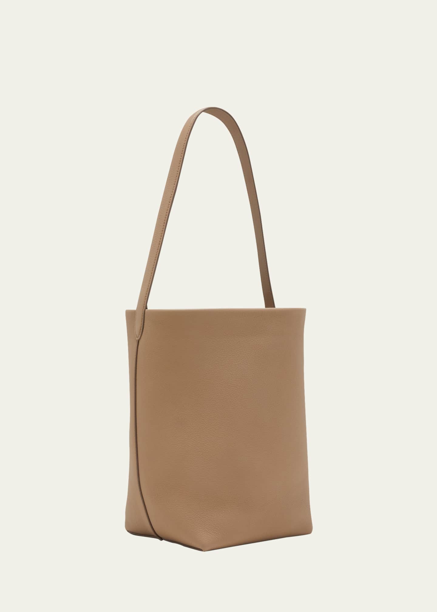 THE ROW N/S Park Tote Medium in Lux Grained Calfksin Image 3 of 6