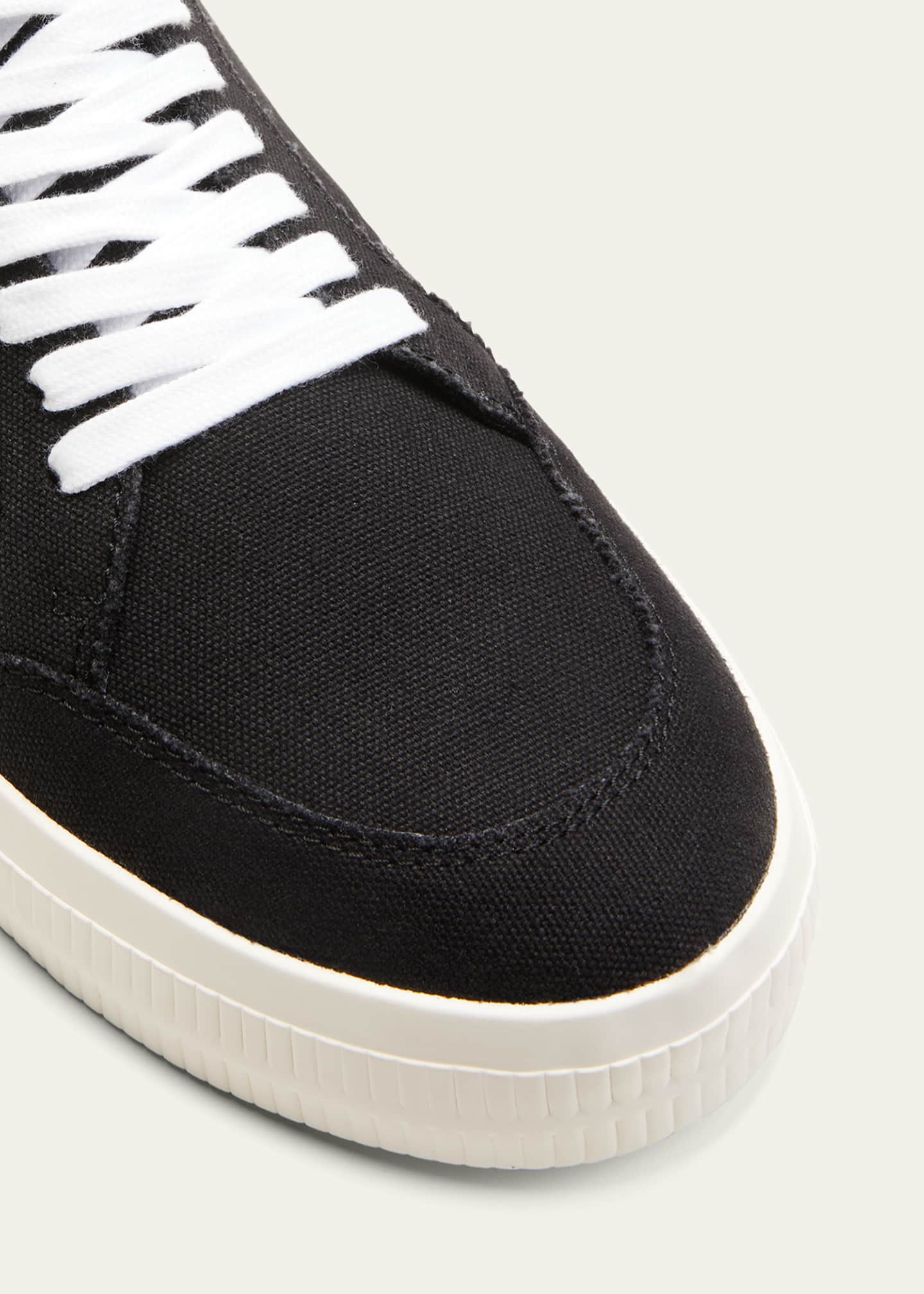 Off-White Men's Low Vulcanized Sneaker