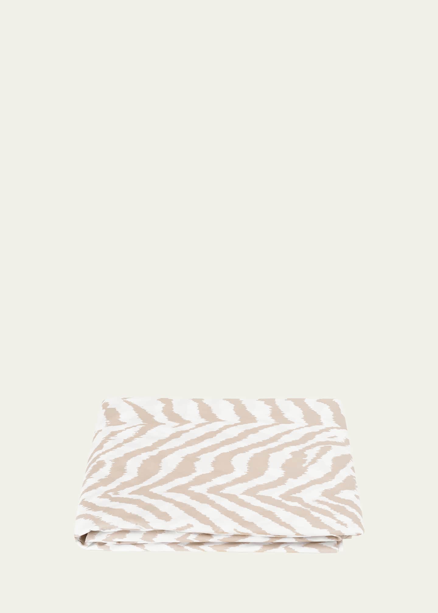 Matouk Schumacher Quincy Fitted Sheet, KING