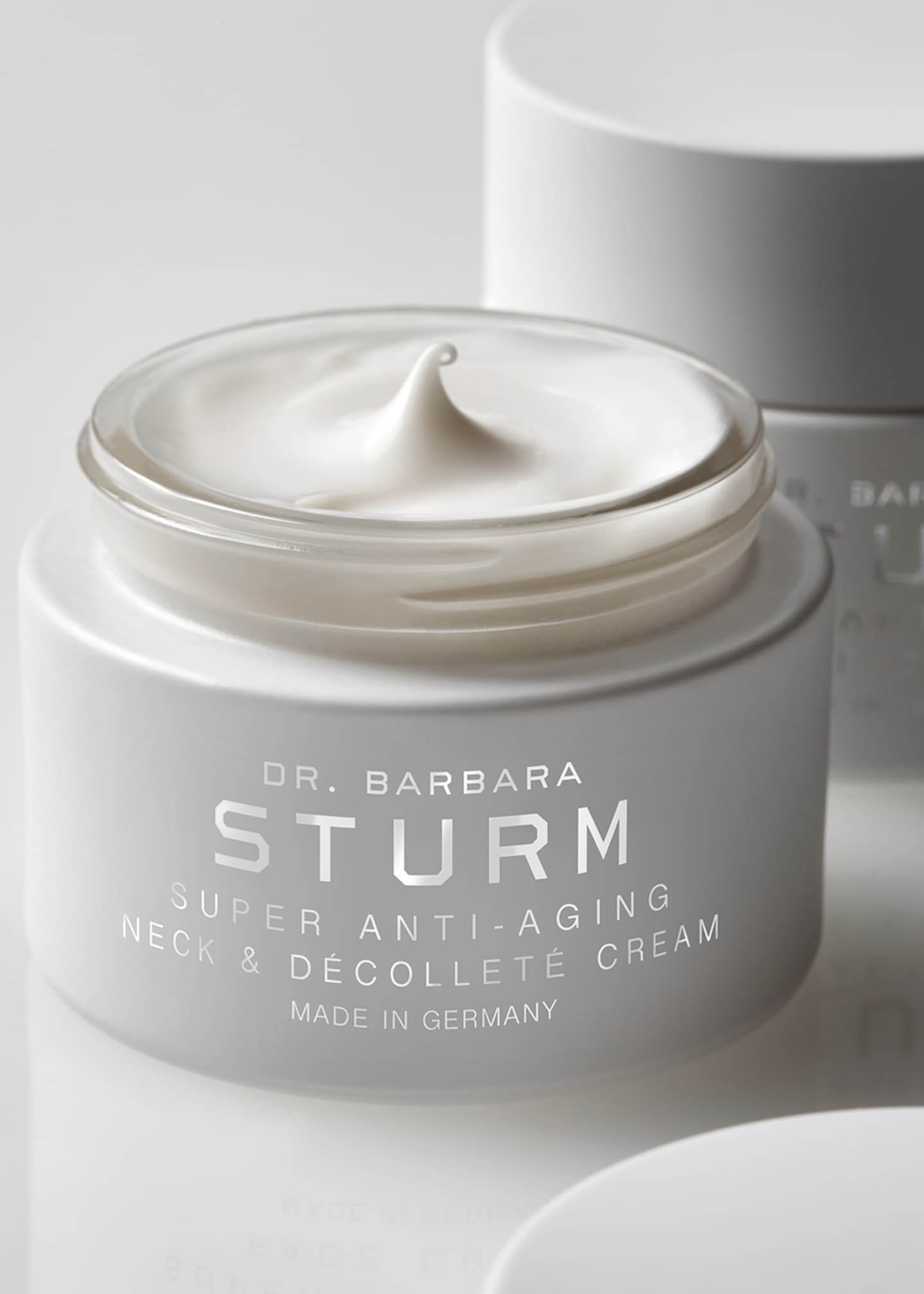 Dr. Barbara Sturm Super Anti-Aging Neck & Decollete Cream Image 4 of 5