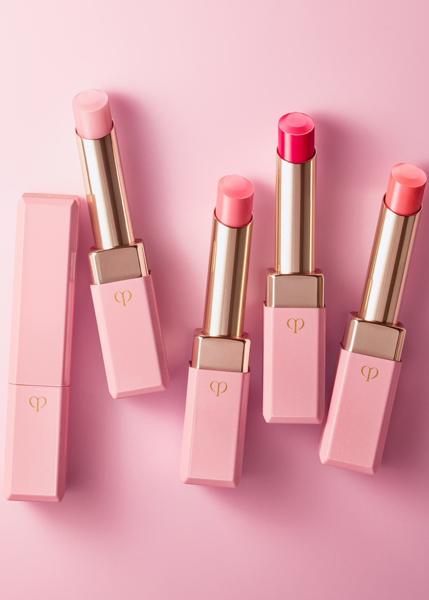 Cle de Peau Beaute Lip Glorifier Image 4 of 5