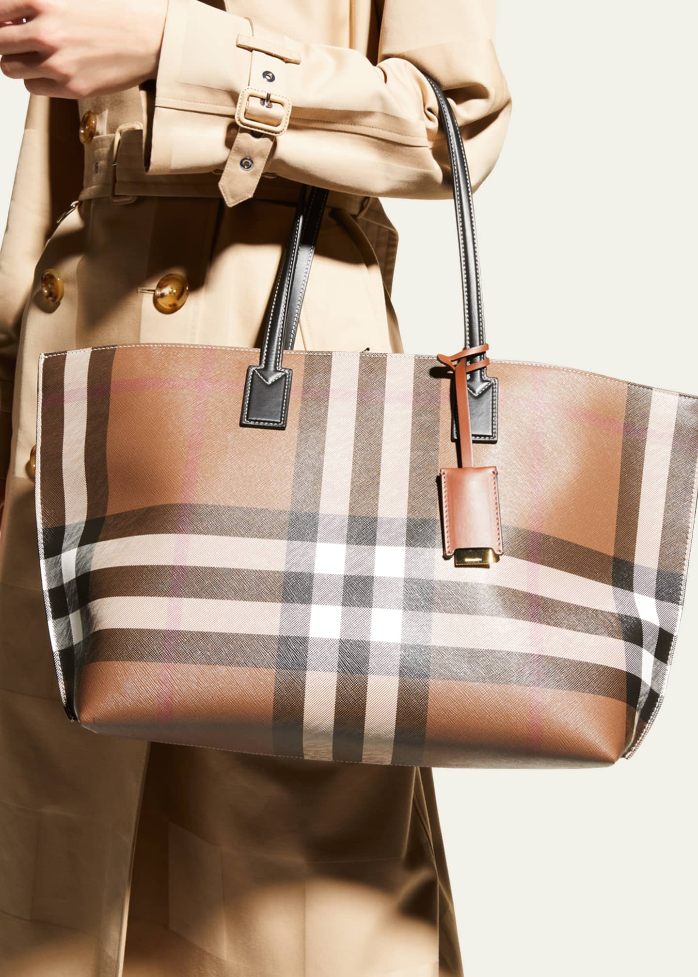 Burberry check tote bag shop