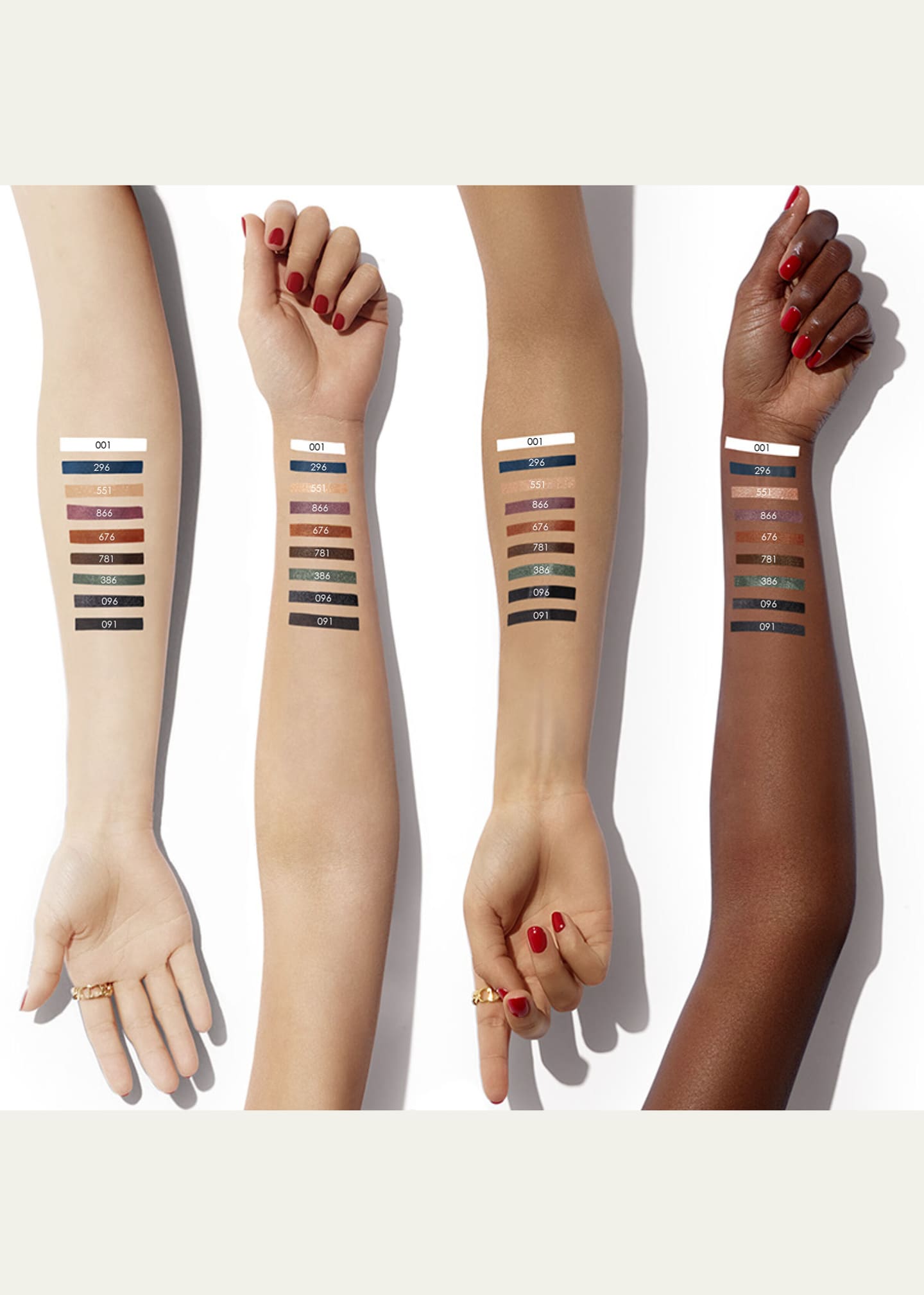 DIOR Diorshow On Stage Waterproof Liquid Eyeliner Image 4 of 4