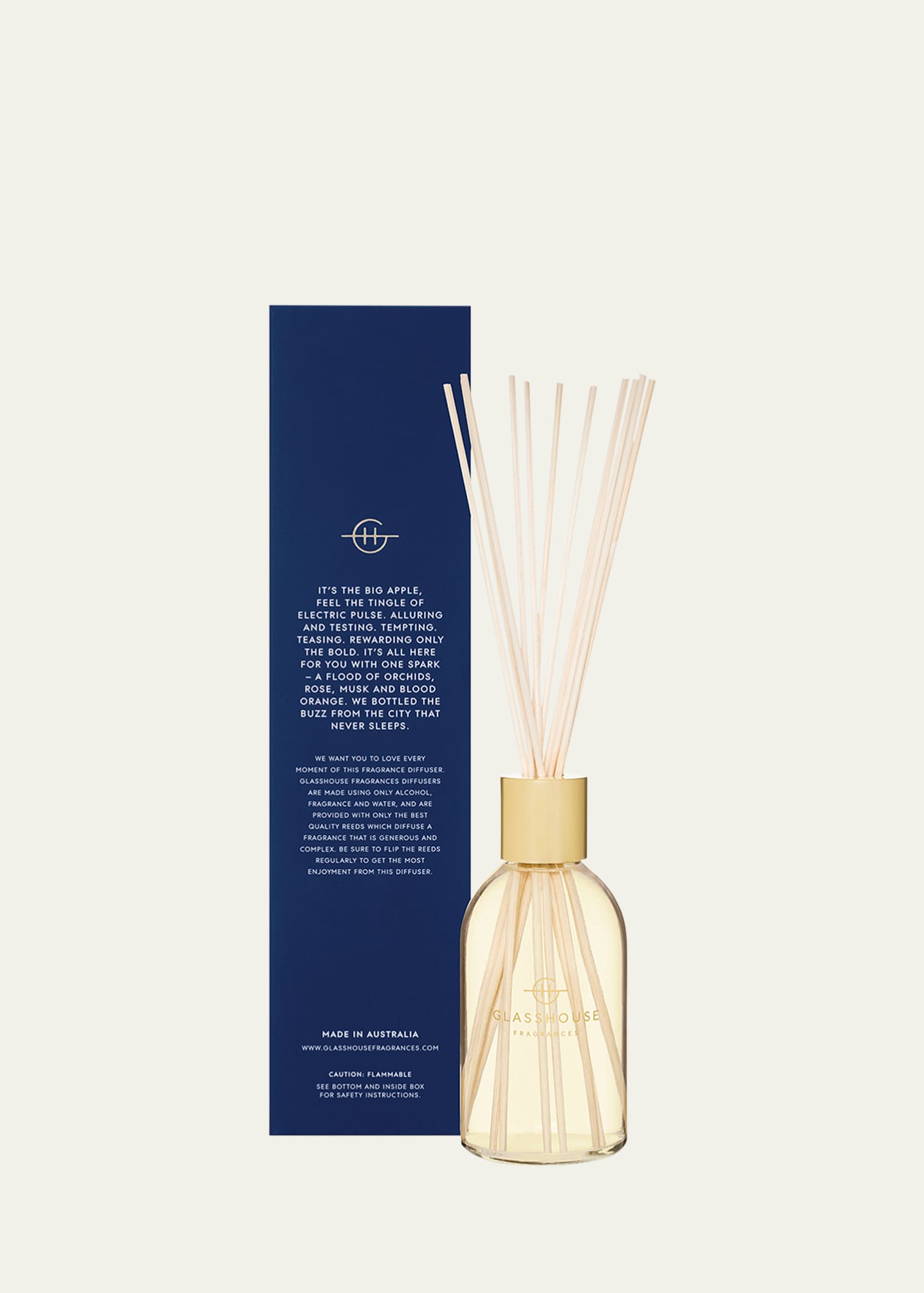 GLASSHOUSE FRAGRANCES 8.45 oz. I'll Take Manhattan Diffuser Image 2 of 3