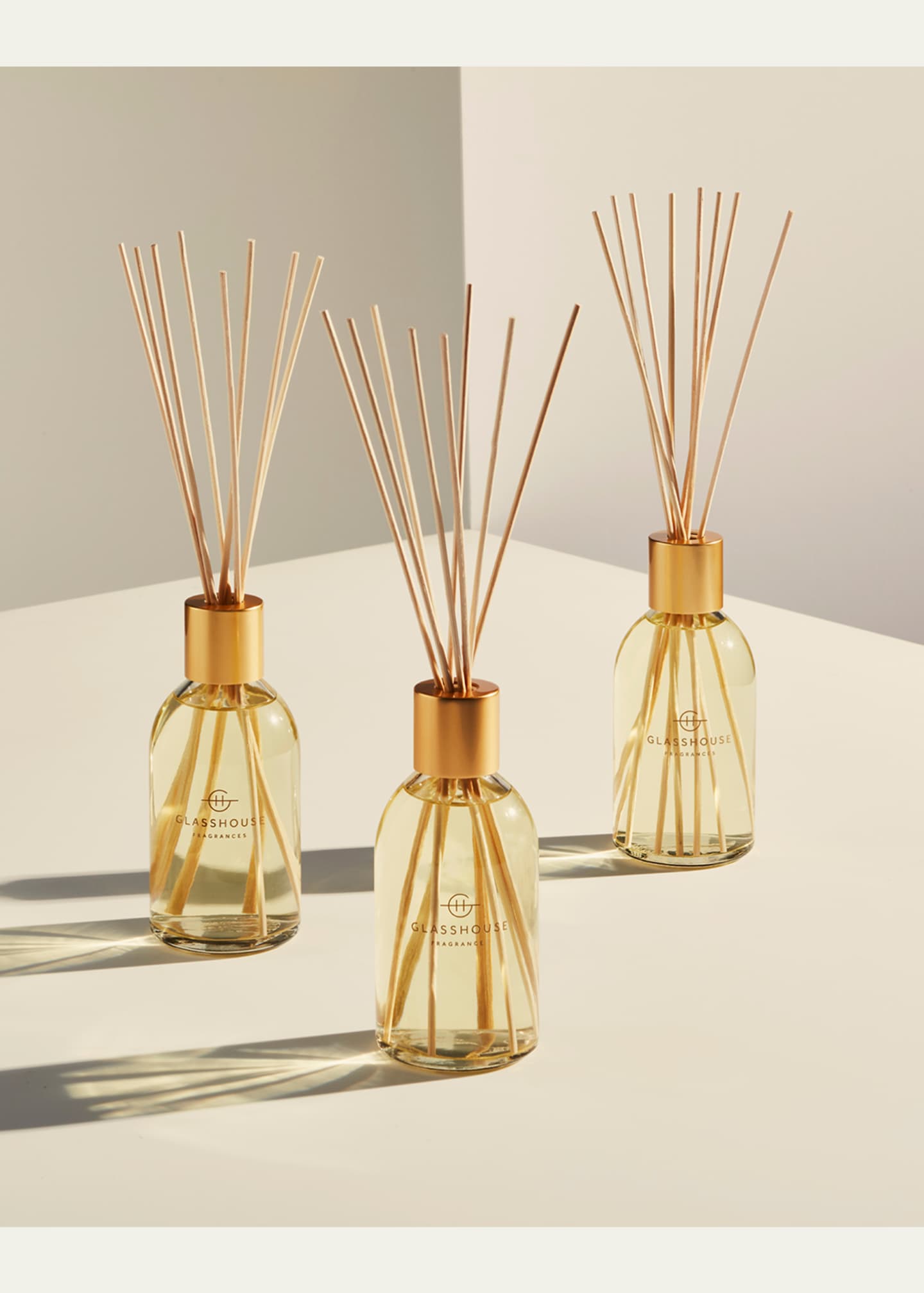 GLASSHOUSE FRAGRANCES 8.45 oz. I'll Take Manhattan Diffuser Image 3 of 3