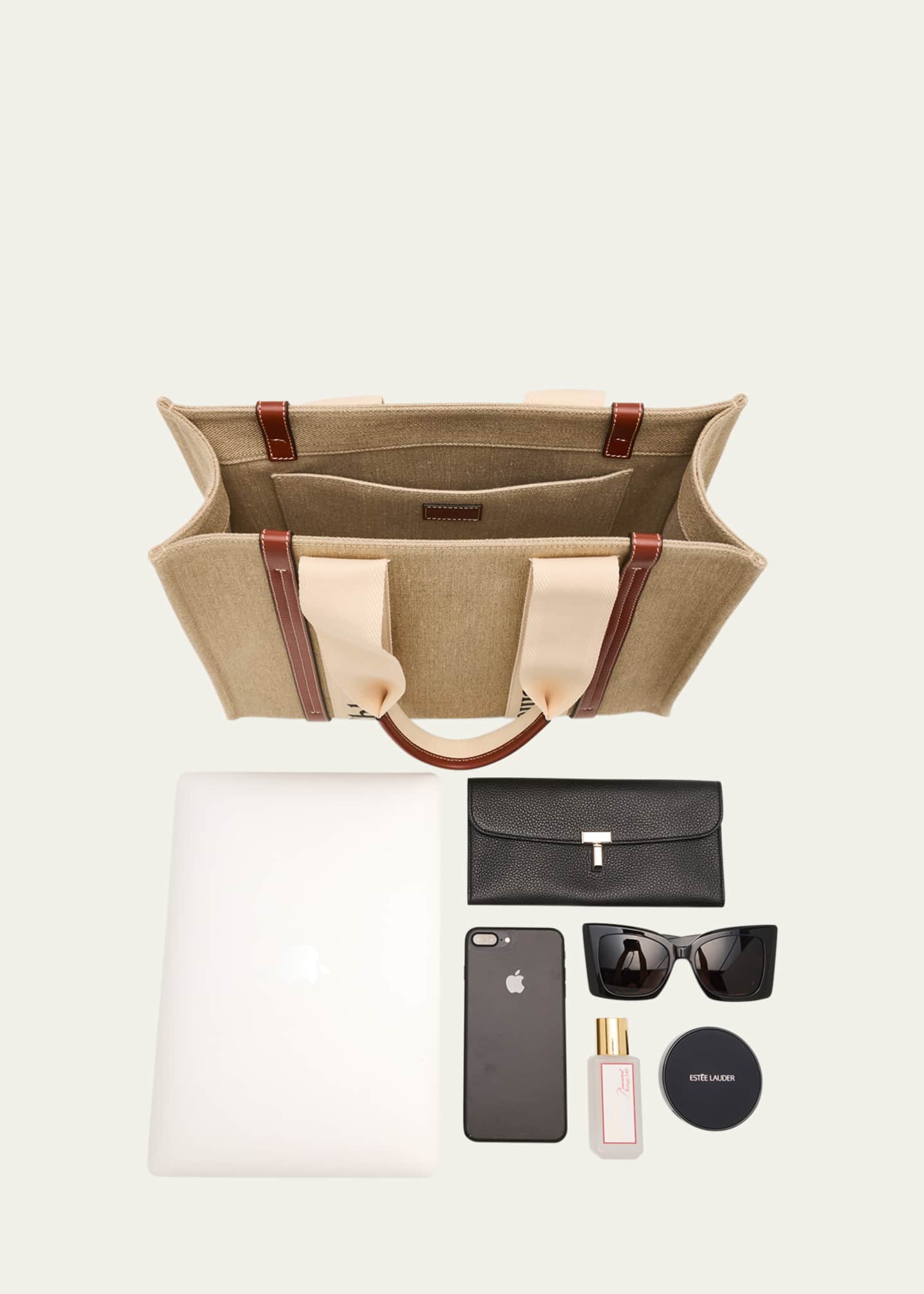 Chloé WOODY MEDIUM TOT Woody Tote Bag | Blend Fashion and Practicality | Chloé US