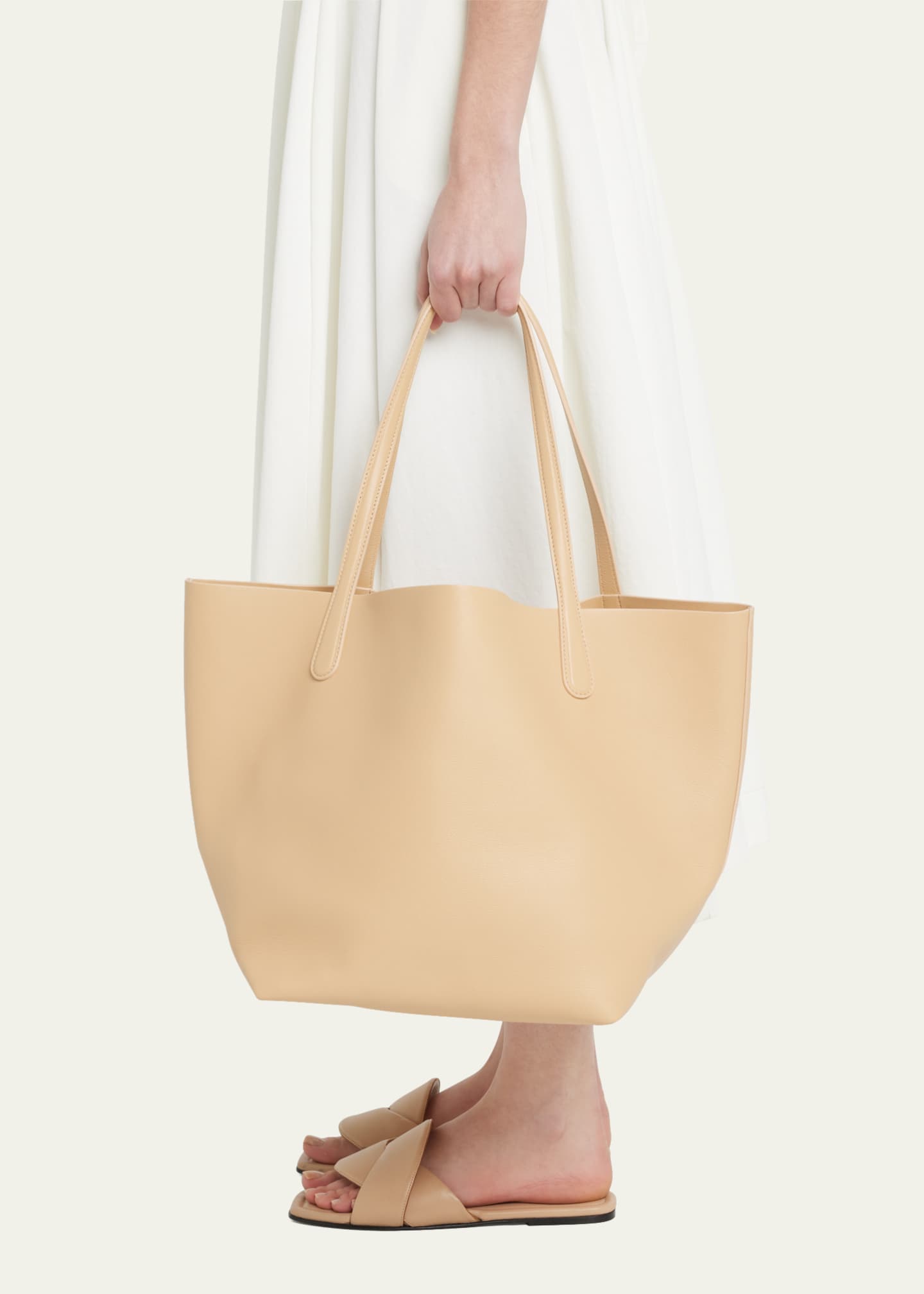 Everyday Soft Tote - Claret/Caramel by Mansur Gavriel  Mansur gavriel tote  bag, Soft leather tote, Mansur gavriel