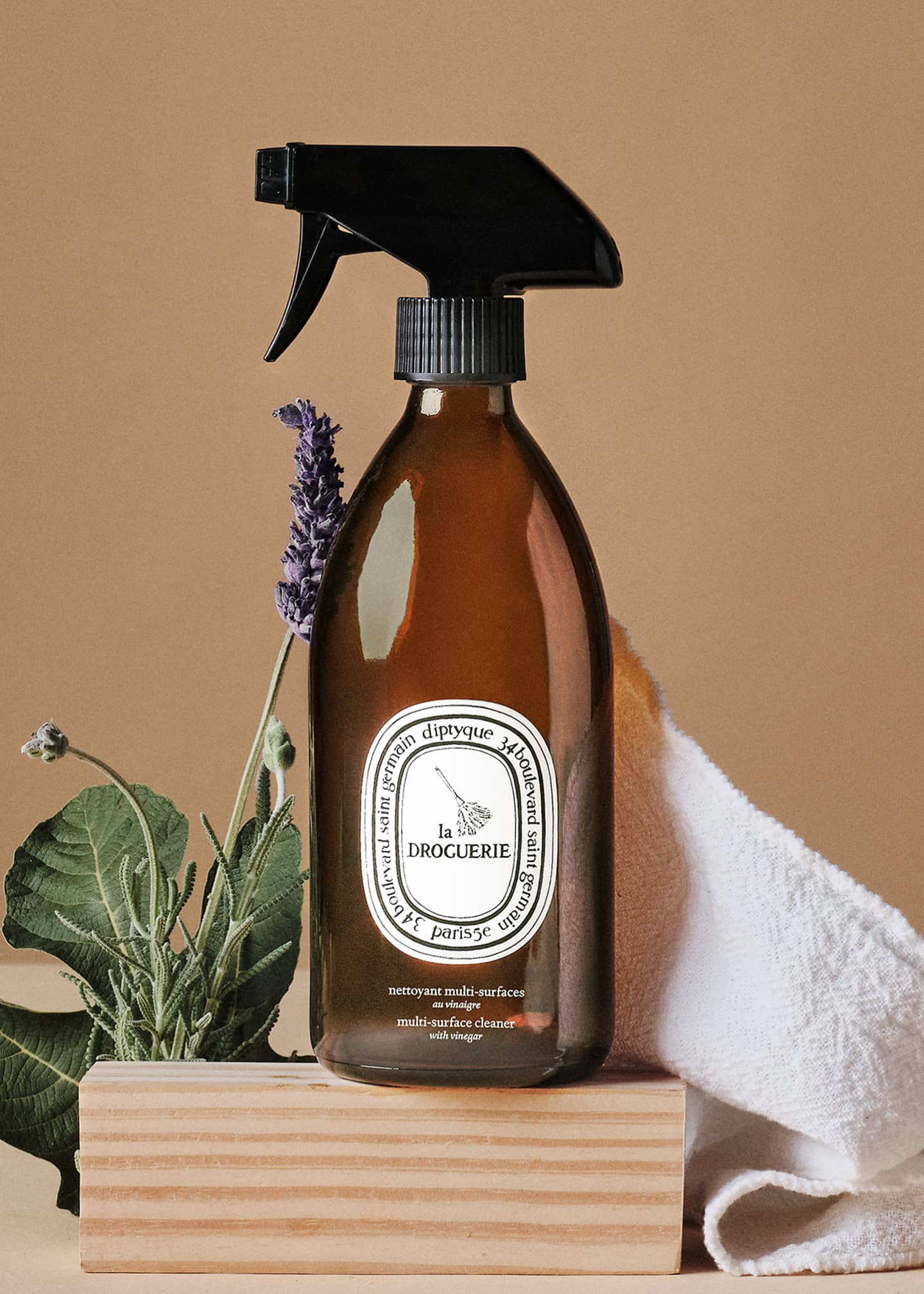 DIPTYQUE La Droguerie Scented Multi-Surface Cleaner (Vinegar), 16.9 oz. Image 2 of 2