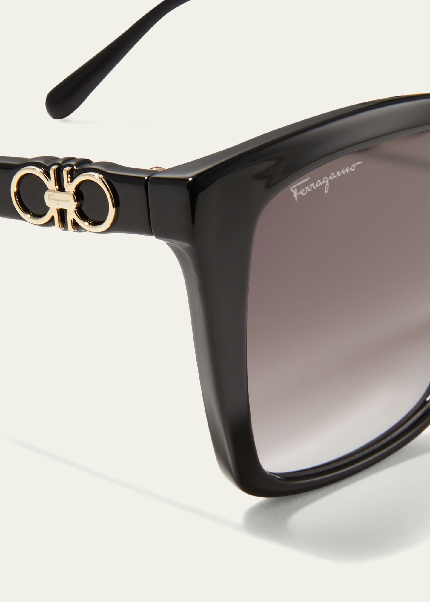 Ferragamo Gancini Square Injection Plastic Sunglasses Image 4 of 5