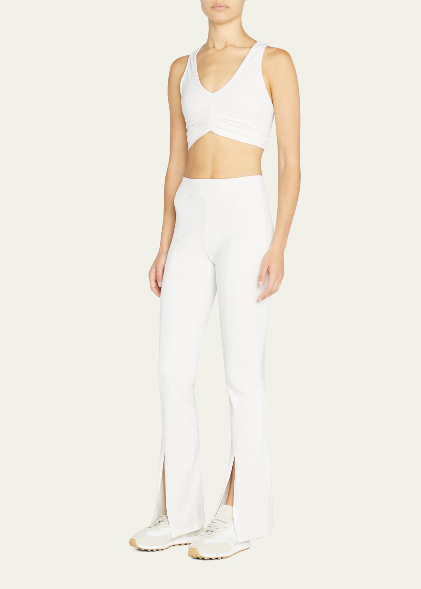 Airbrush crop leggings in white - Alo Yoga