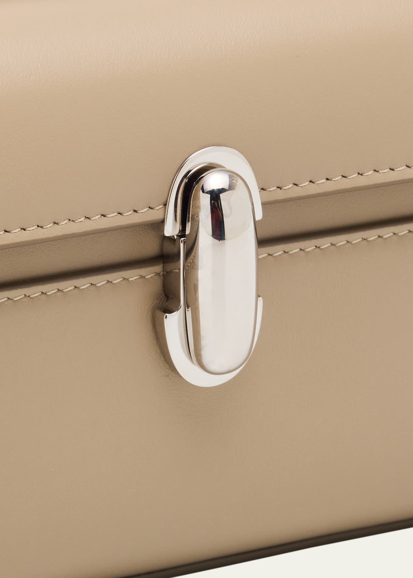 Savette The Symmetry 19 Bag Image 6 of 6