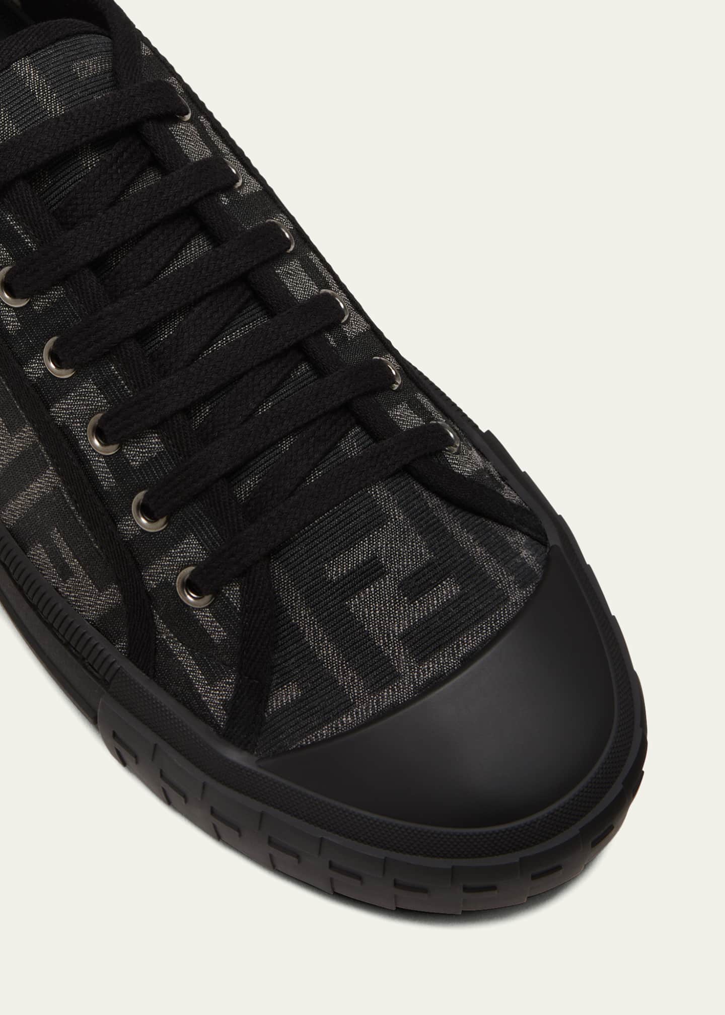 Ud Risikabel sarkom Fendi Men's New Summery Canvas Monogram Low Top Sneakers - Bergdorf Goodman