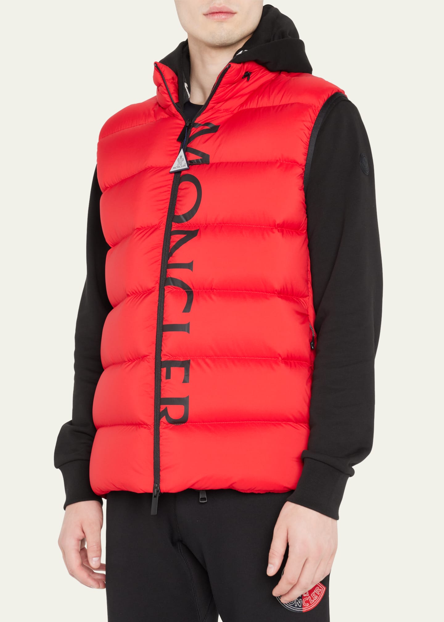 Mens red moncler gilet deals