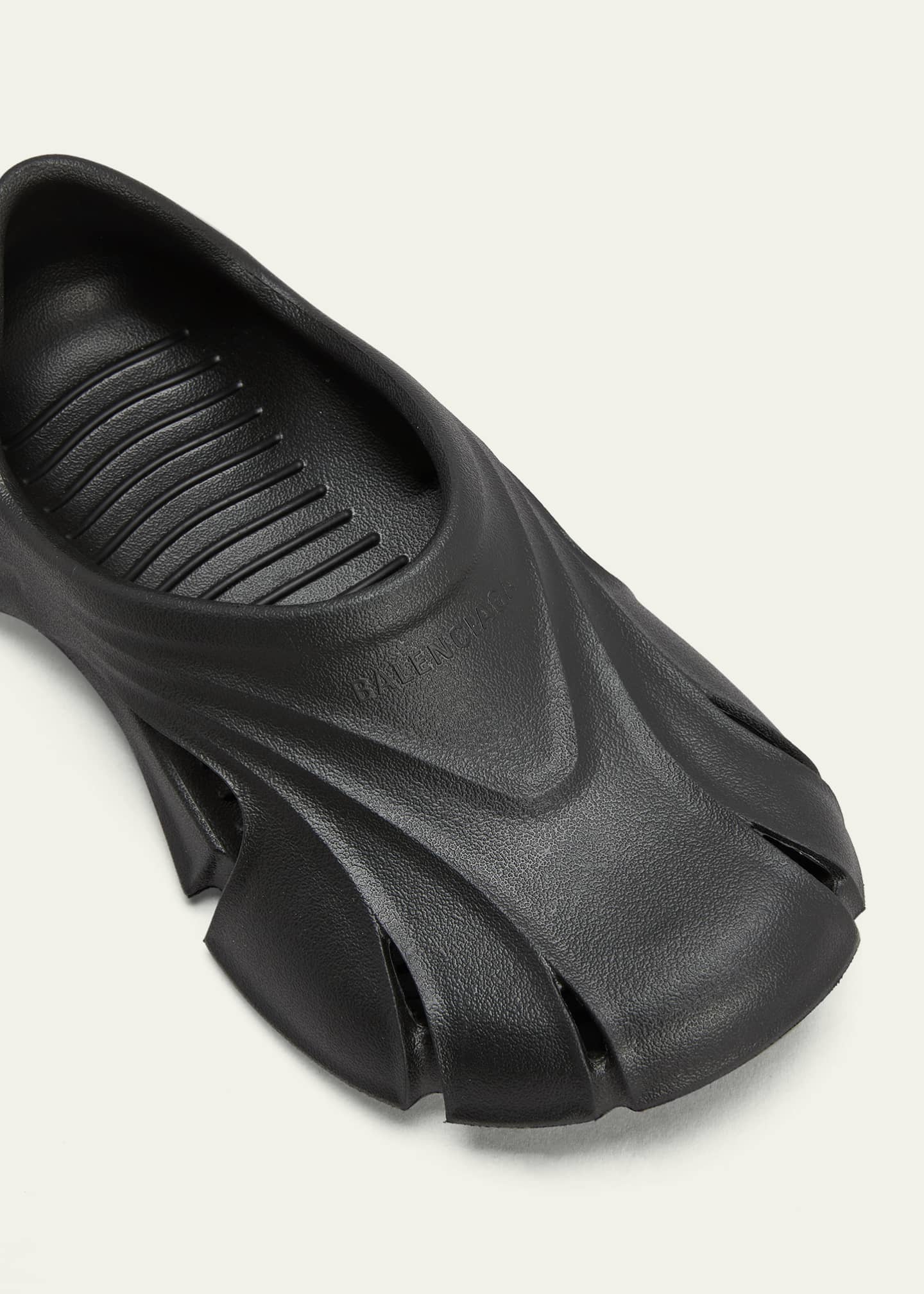 豊富な品豊富な品balenciaga MOLD CLOSED バレンシアガ（箱が付属し