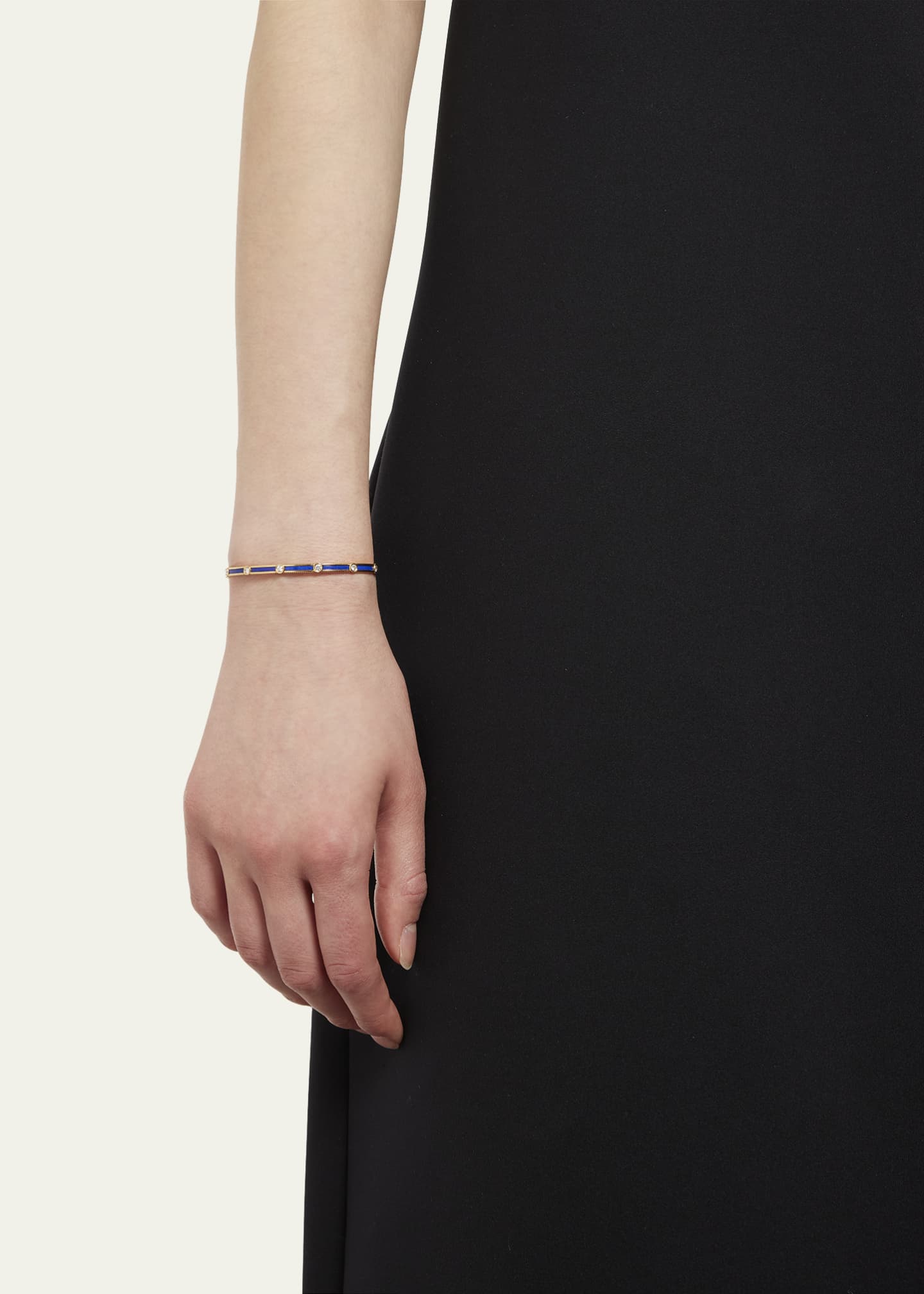 Viltier Rayon Bangle in Lapis Lazuli, 18K Yellow Gold and Diamonds Image 2 of 4