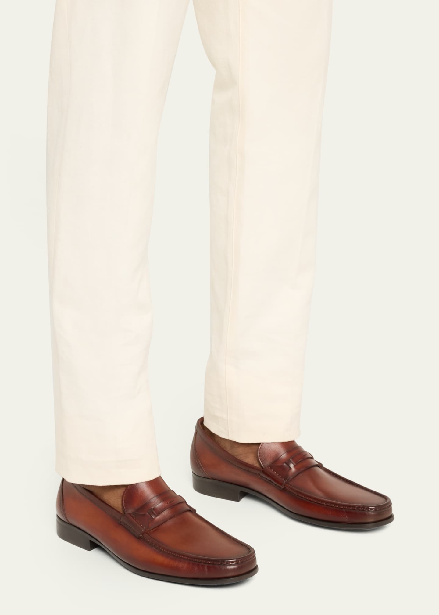 Magnanni Men's Daren Leather Moccasin Loafers Image 2 of 5