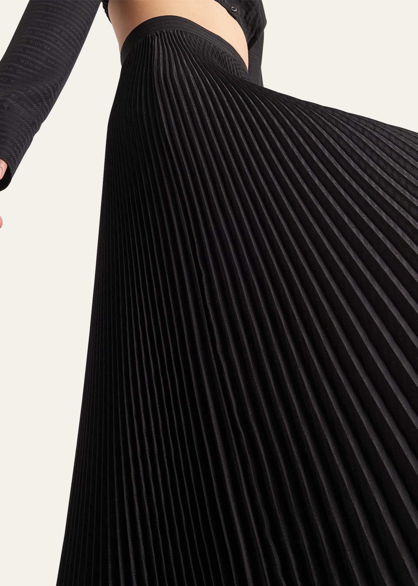 Black pleated online midi skirt 07