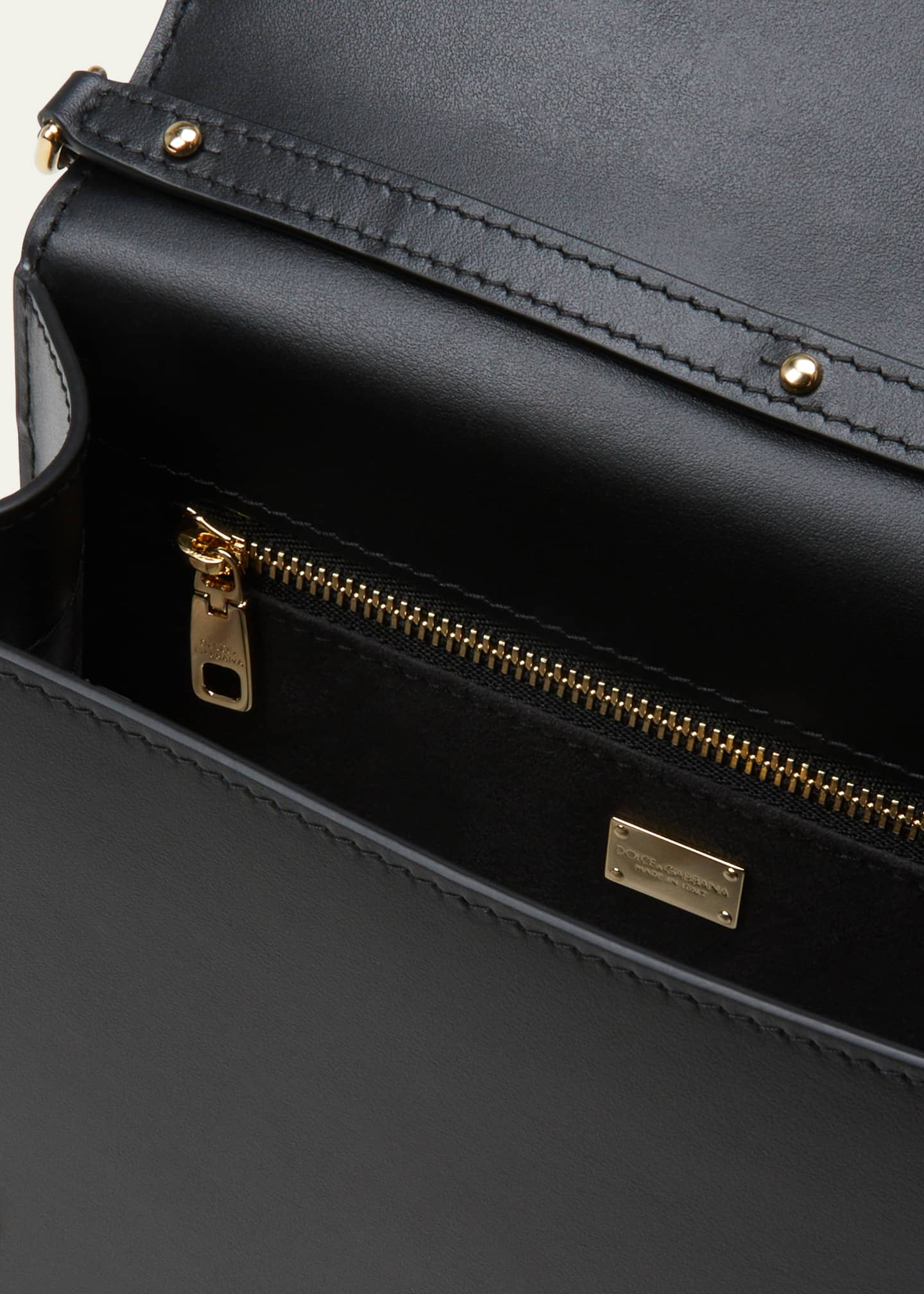 Dolce&Gabbana DGロゴ ブラック カーフレザー ショルダーバッグ Dolce&Gabbana DG Logo Flap Leather Shoulder Bag - Bergdorf