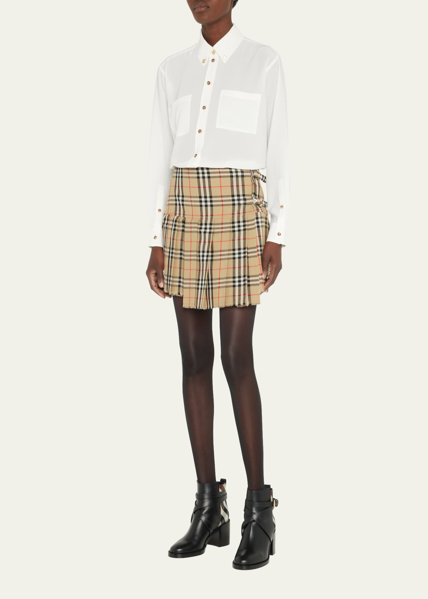 Burberry pryle check and leather booties top