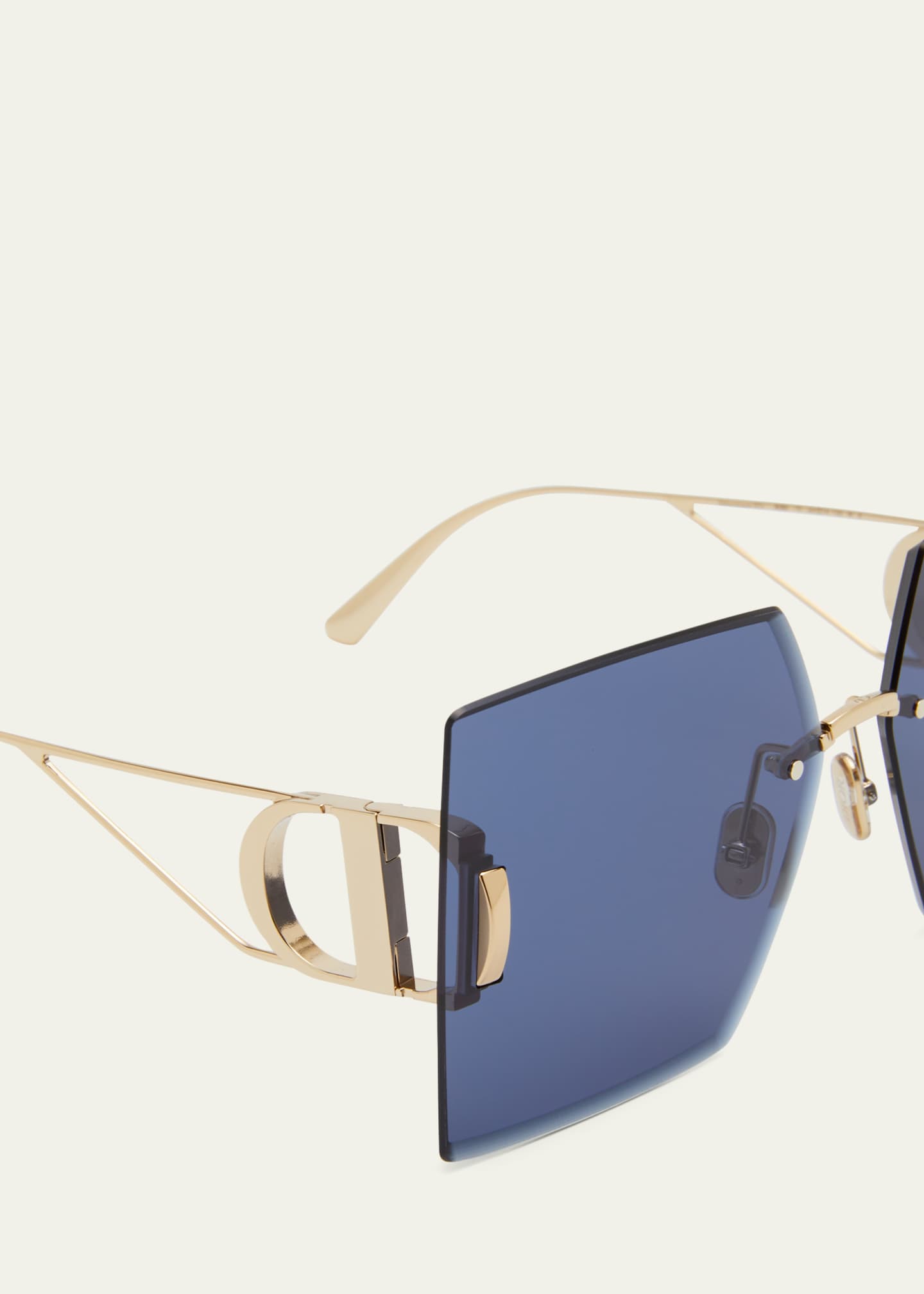 DIOR 30Montaigne S7U Sunglasses Image 4 of 5
