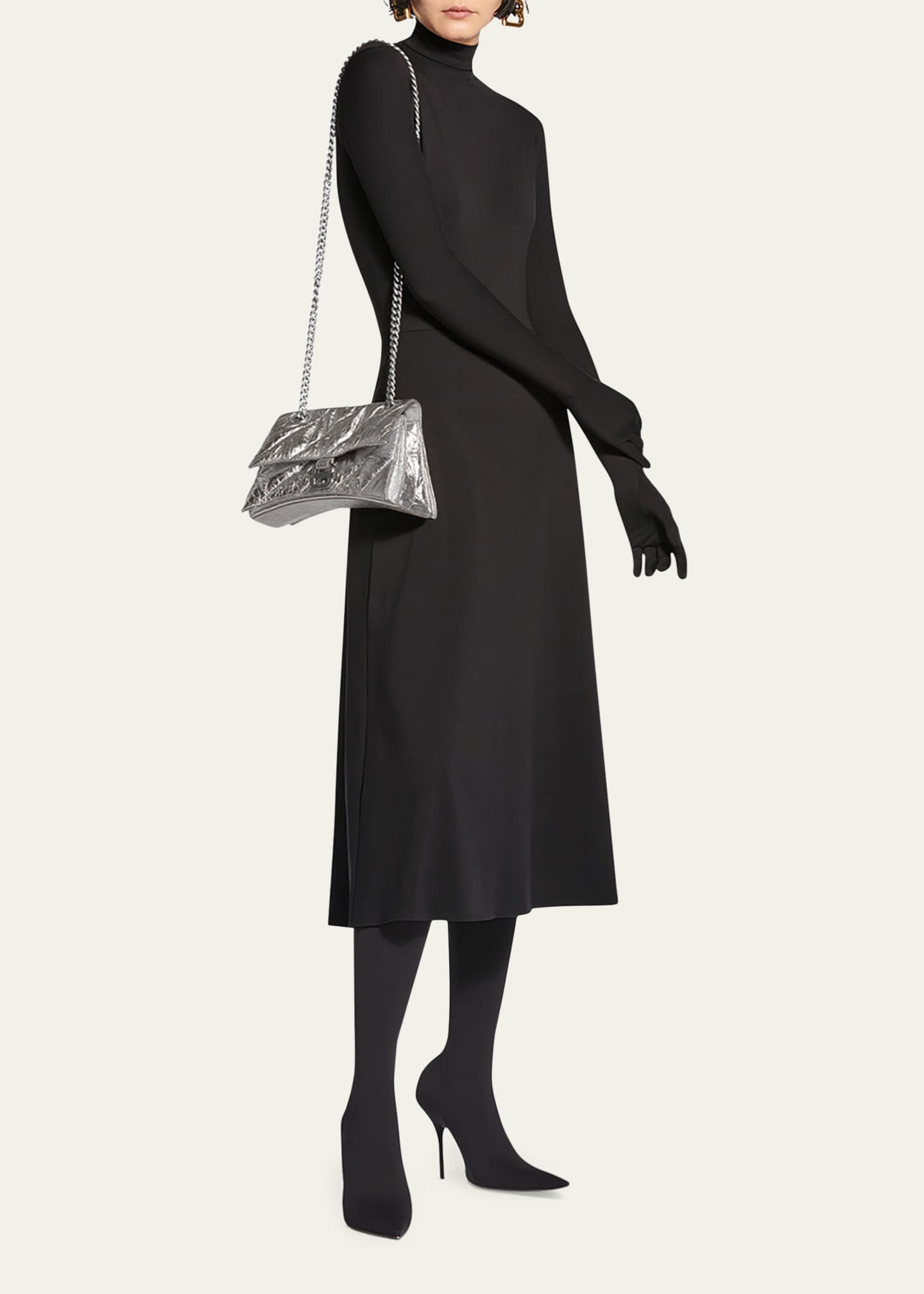 ショルダーバッグ・ポシェット BALENCIAGA CRUSH SMALL QUILTED BAG WITH CHAIN Balenciaga Crush Small Quilted Chain Shoulder Bag - Bergdorf