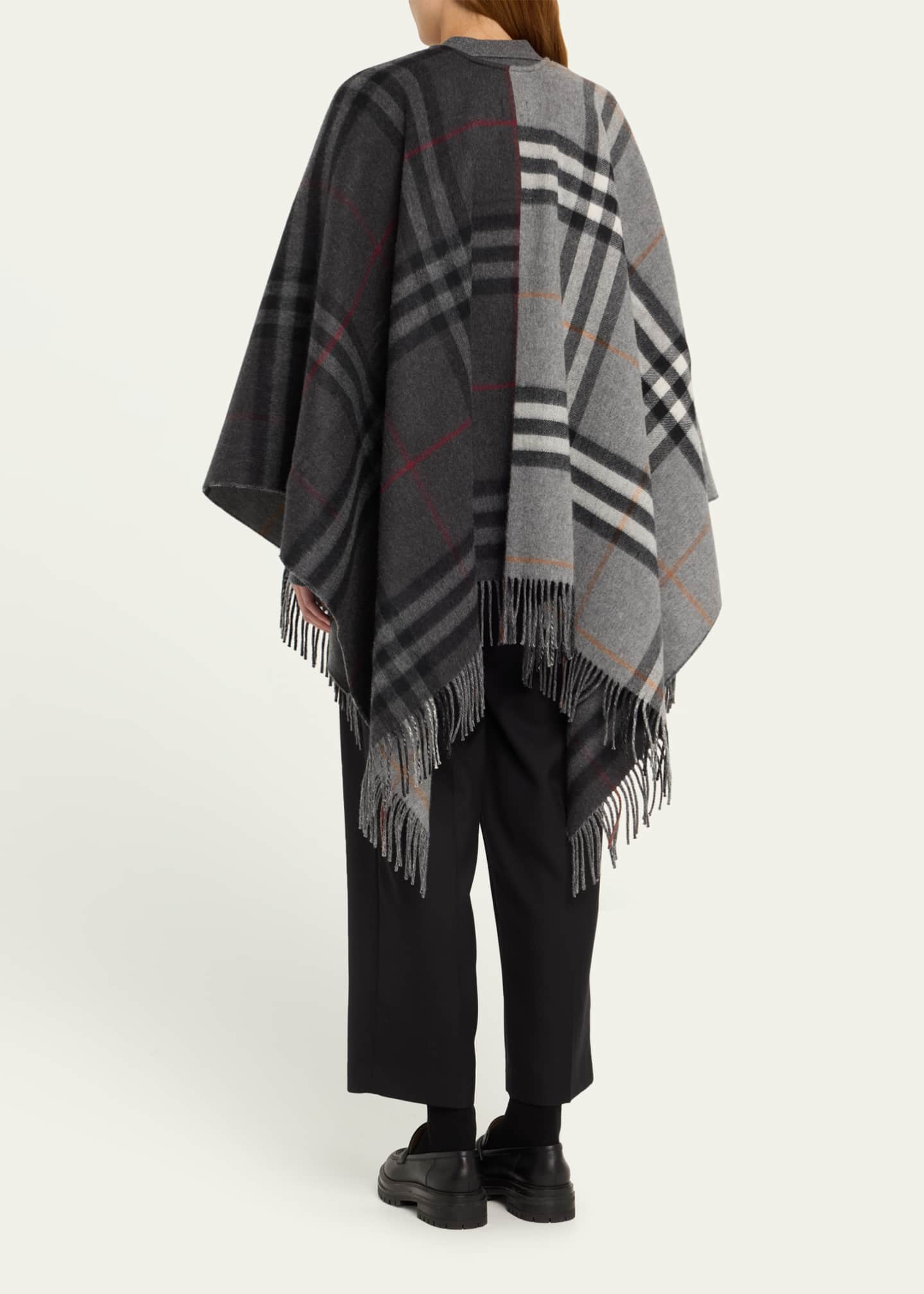 Burberry mega check cape outlet