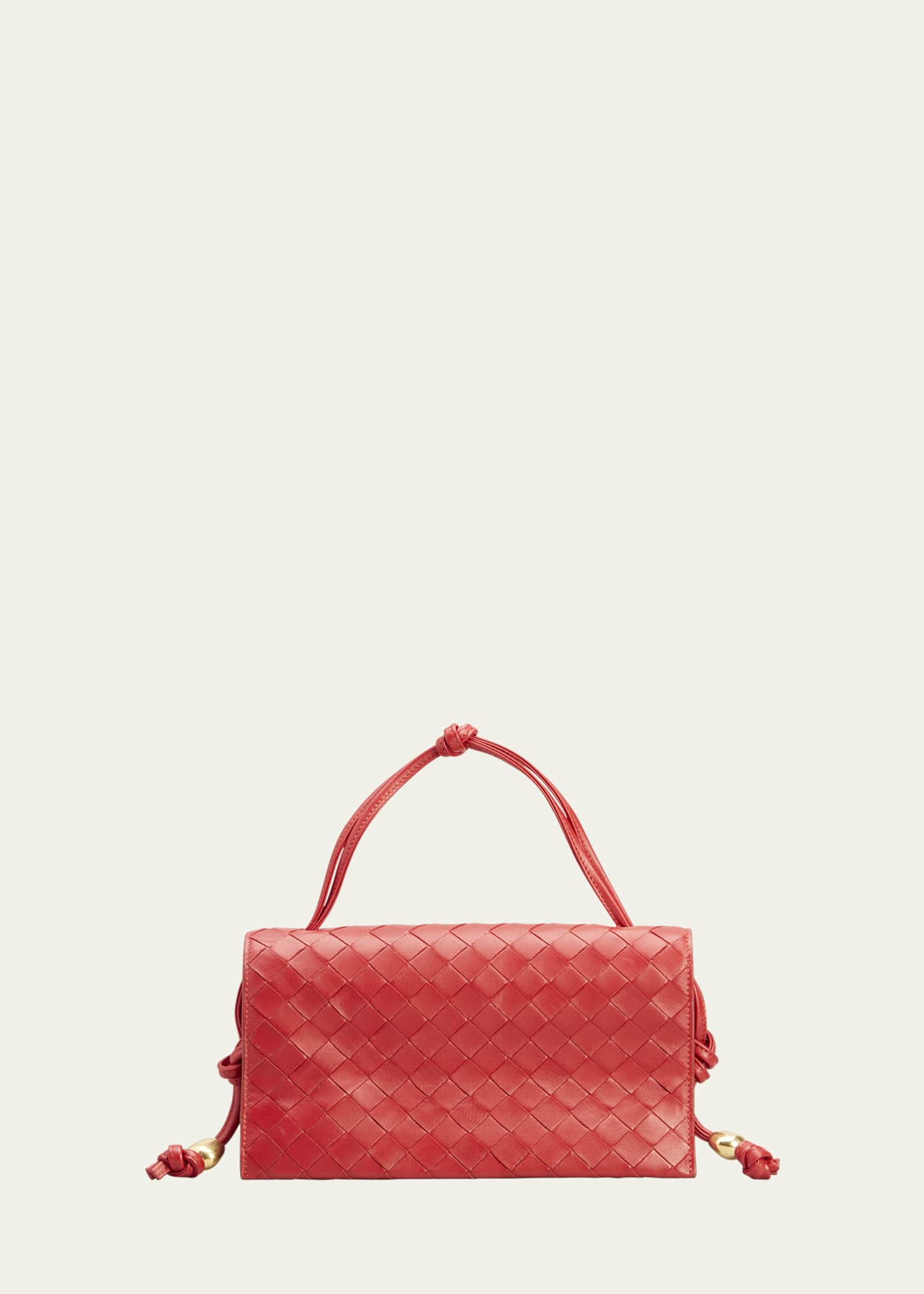 Experience with the Bottega Veneta intrecciato weave? : r/handbags