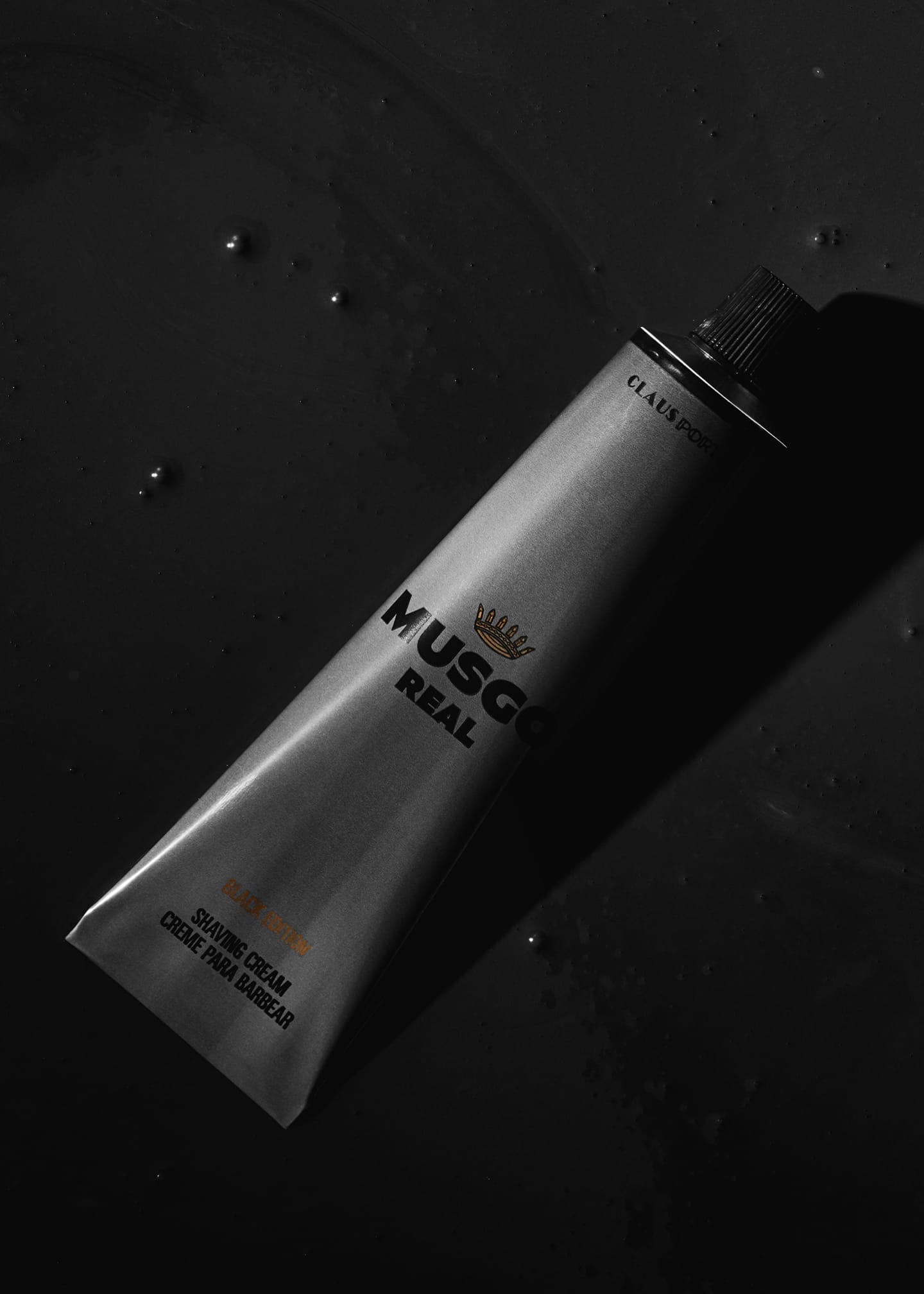Claus Porto 3.4 oz. Shaving Cream Black Edition Image 4 of 4