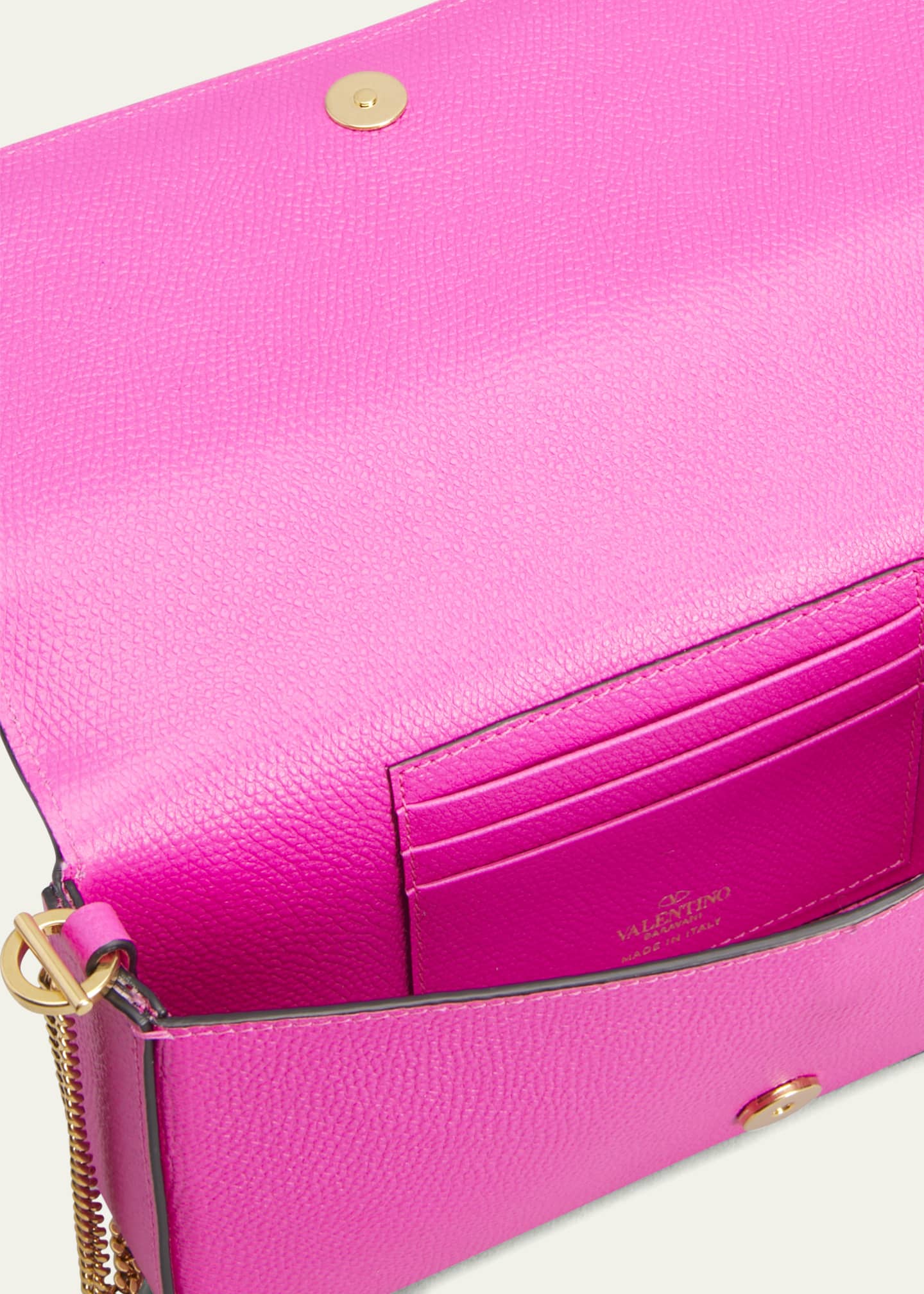 V Logo Leather Wallet On Chain in Pink - Valentino Garavani