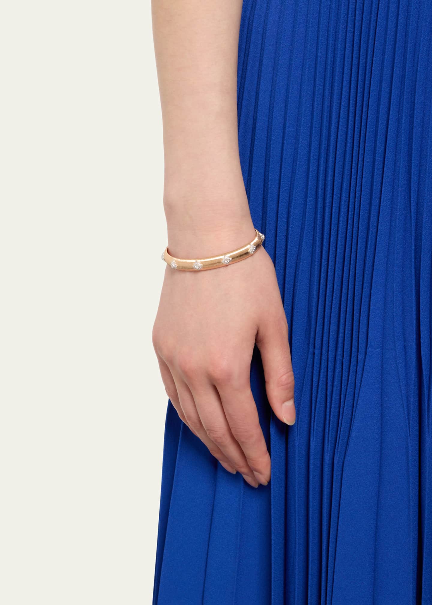 Buccellati Macri Bombe 18K Rose Gold Diamond Cuff, 8mm Image 2 of 4