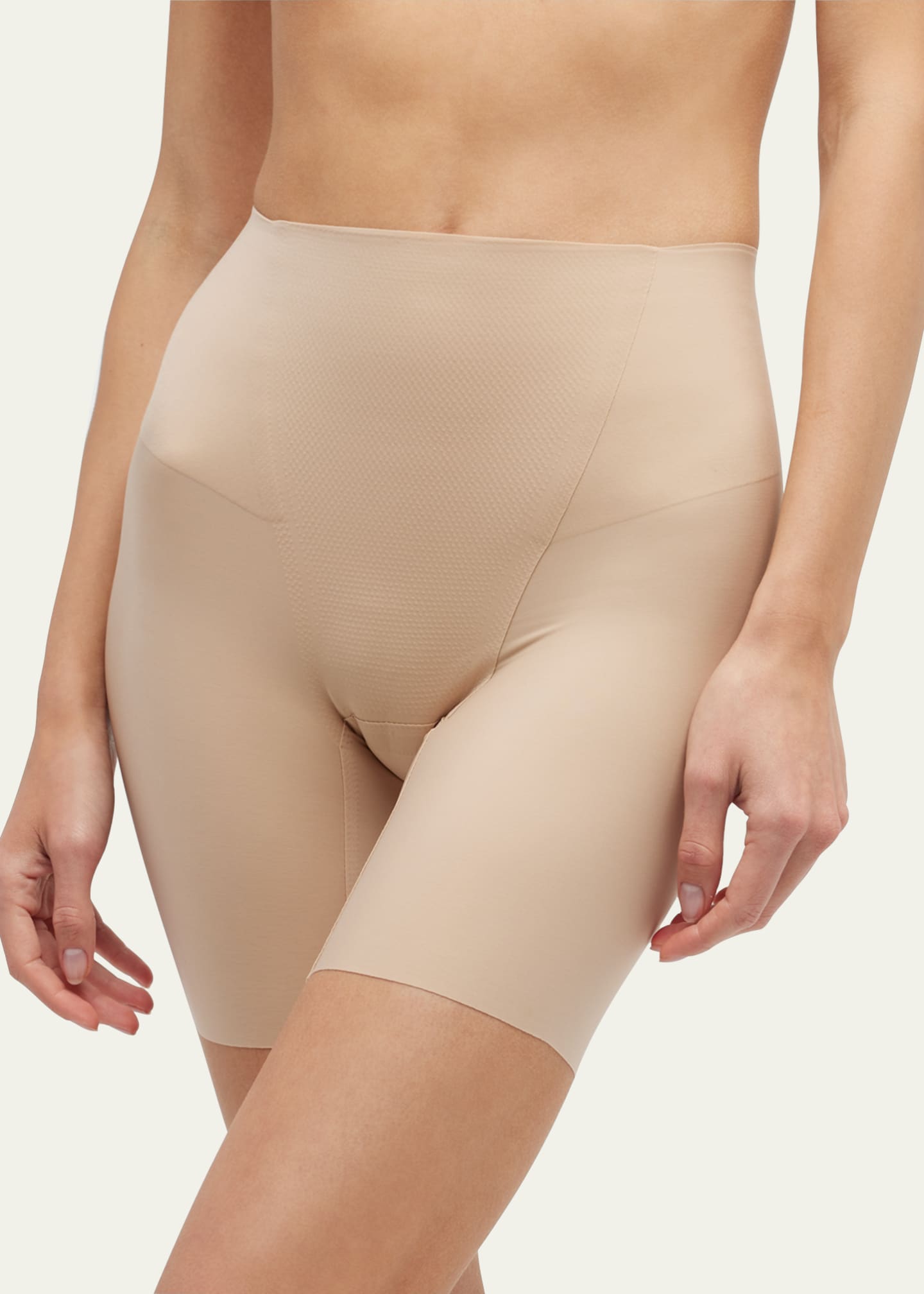 Zone Smoothing High-Waisted Short main image 1