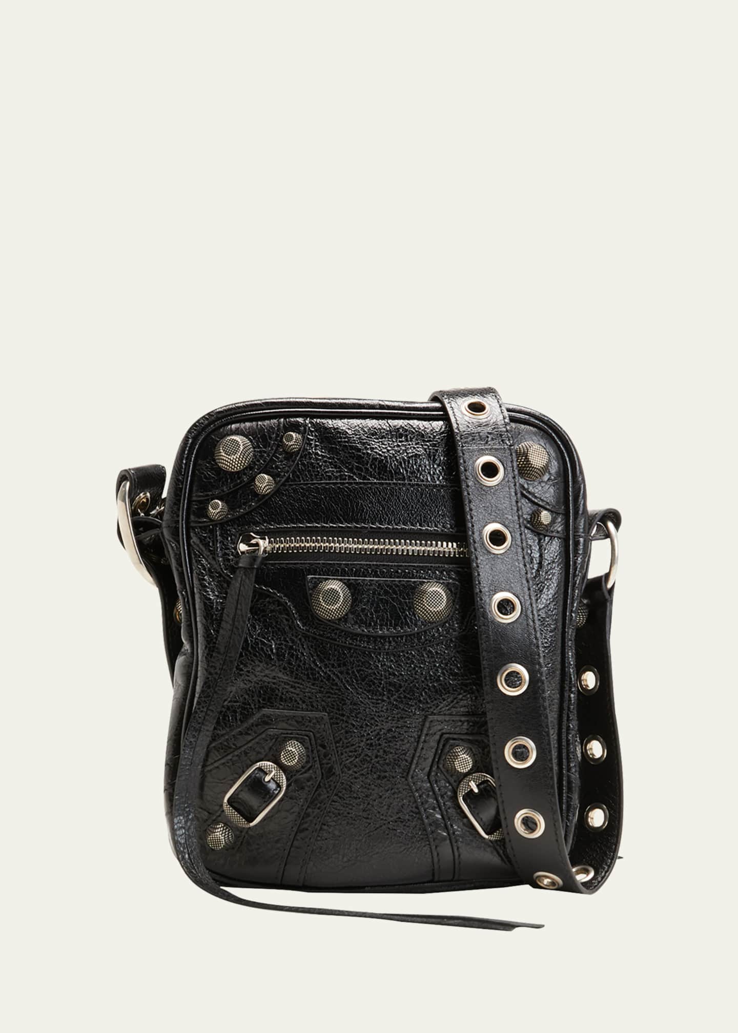 Le Cagole Leather Crossbody Bag in Black - Balenciaga