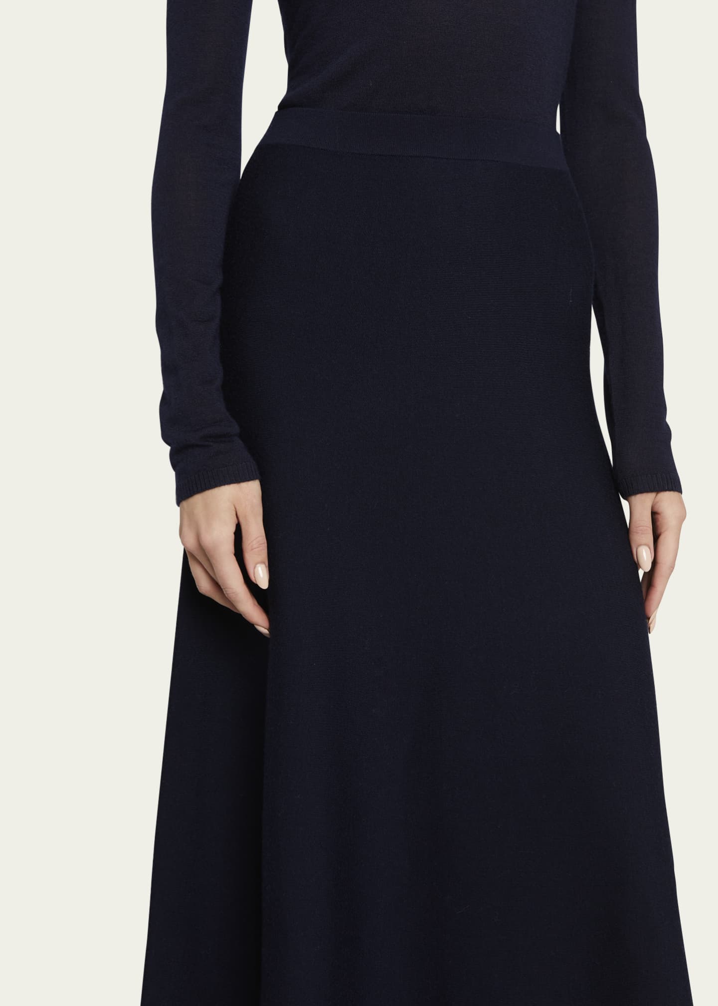 Gabriela Hearst Freddie Midi Wool-Cashmere Skirt Image 5 of 5