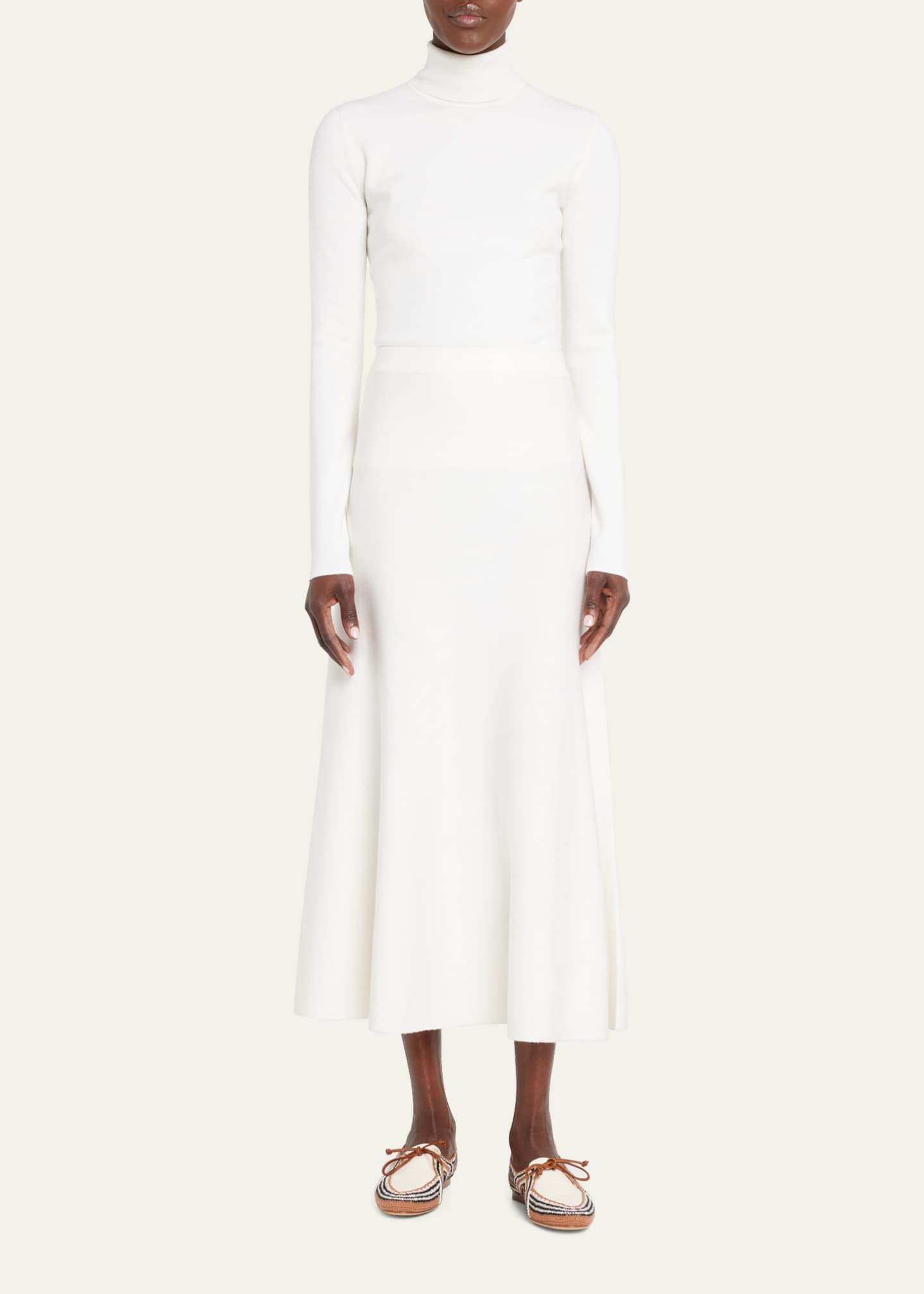 Gabriela Hearst May Wool-Cashmere Turtleneck Image 2 of 5