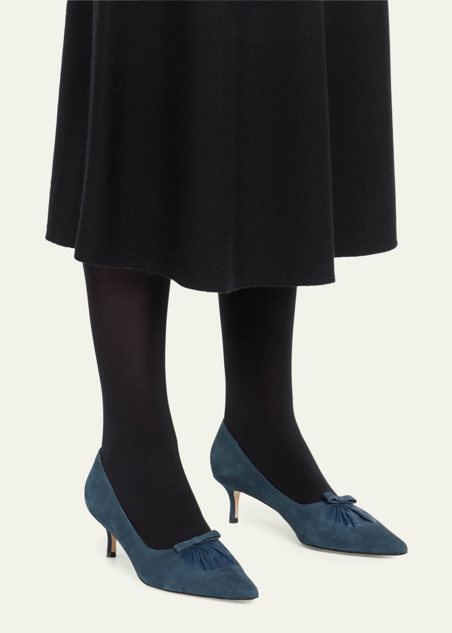 manolo blahnik bow pump