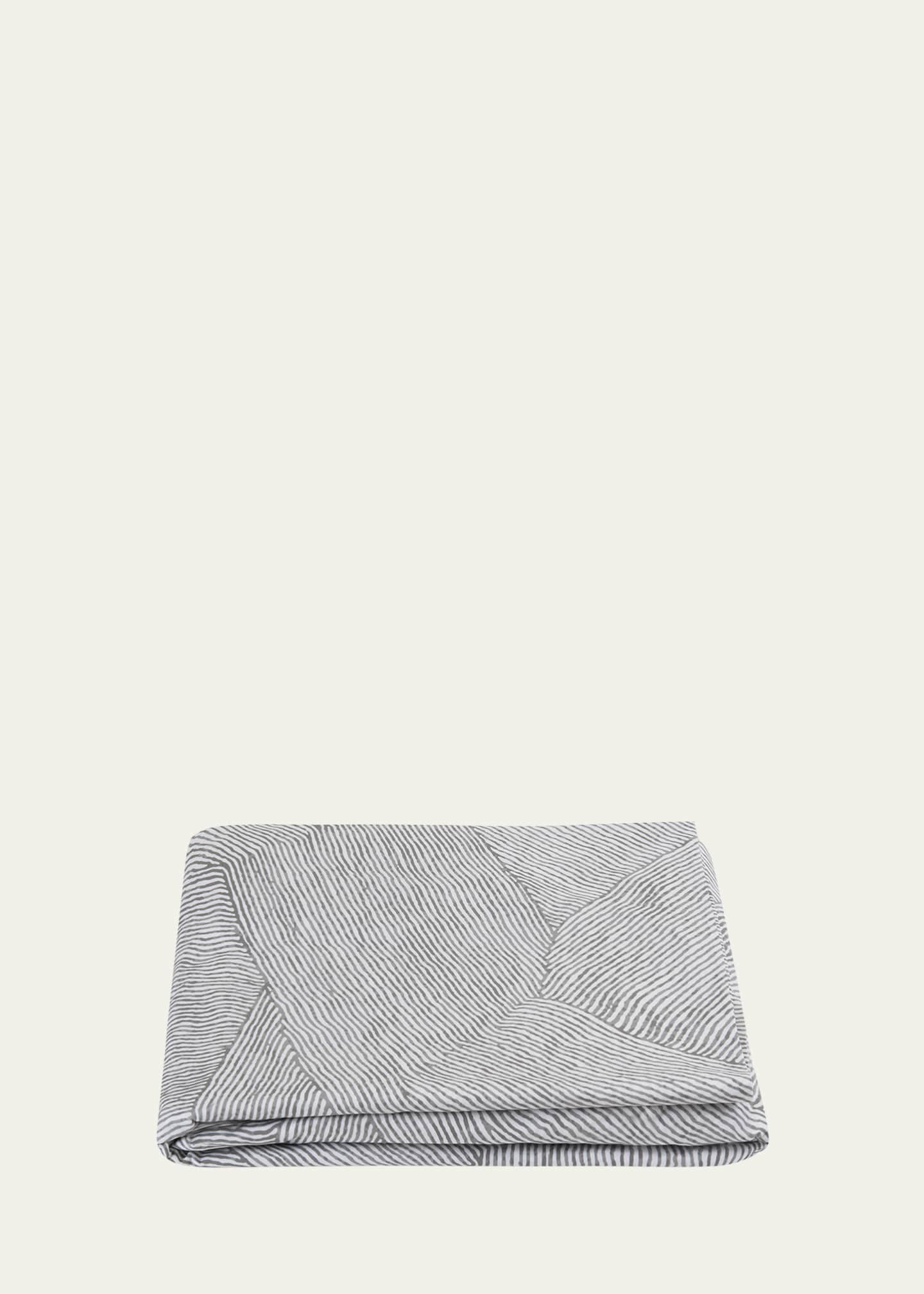 Matouk Burnett King Fitted Sheet Image 1 of 2