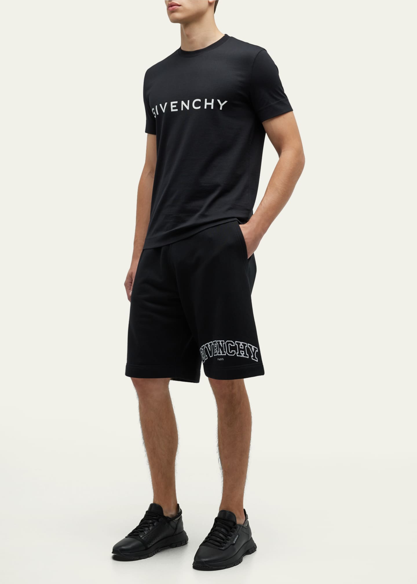 Givenchy Men's Topstitched Loose-Fit Cargo Shorts - Bergdorf Goodman