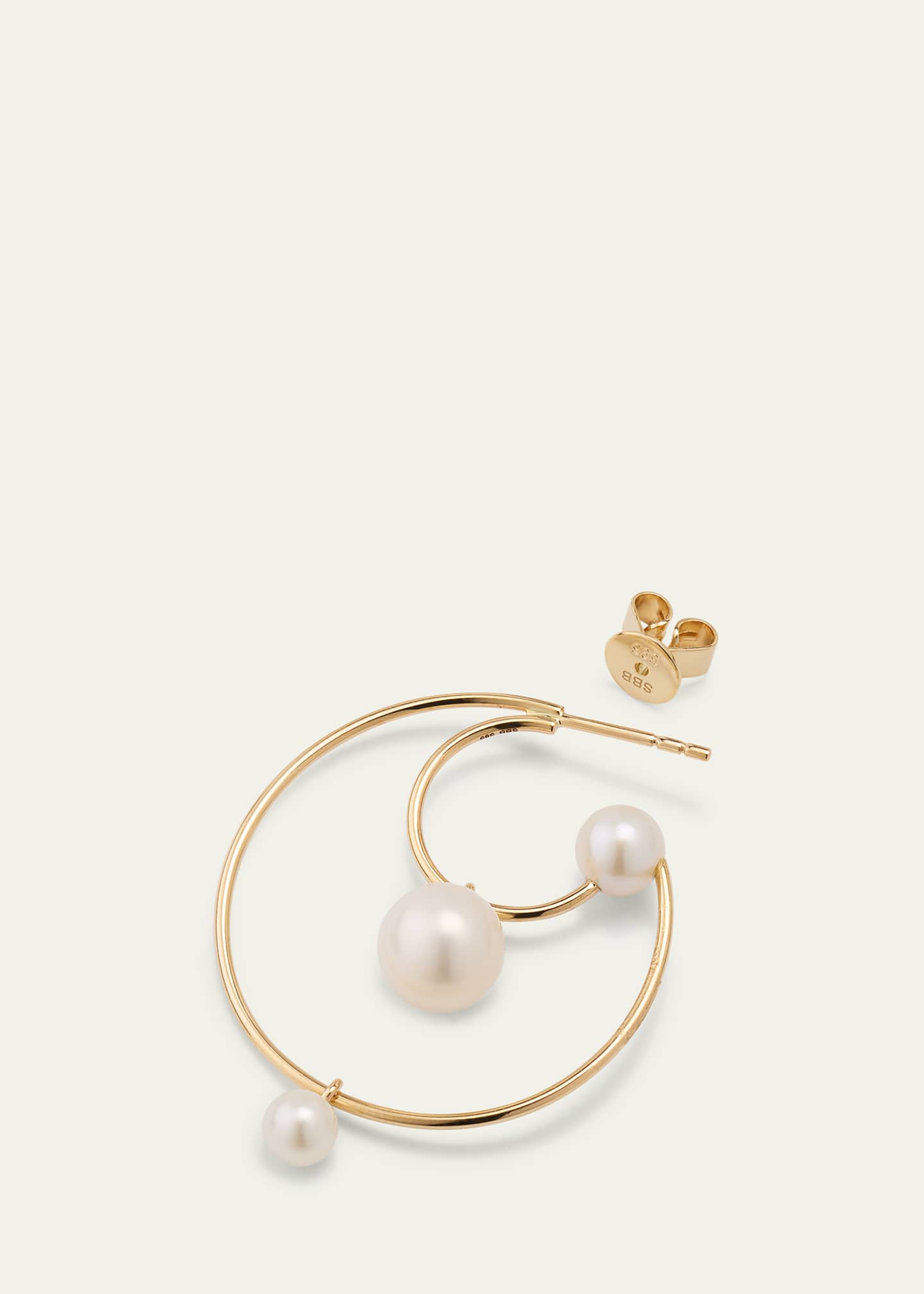 Sophie Bille Brahe Bain Perle Double Hoop Earring with Freshwater Pearls and 14K Yellow Gold, Single Image 4 of 4