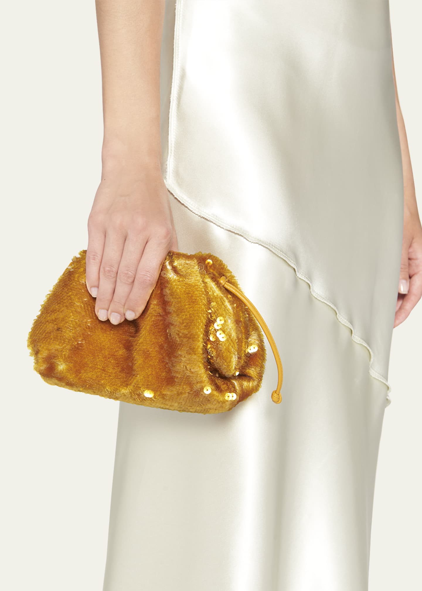 Bottega veneta pouch gold new arrivals