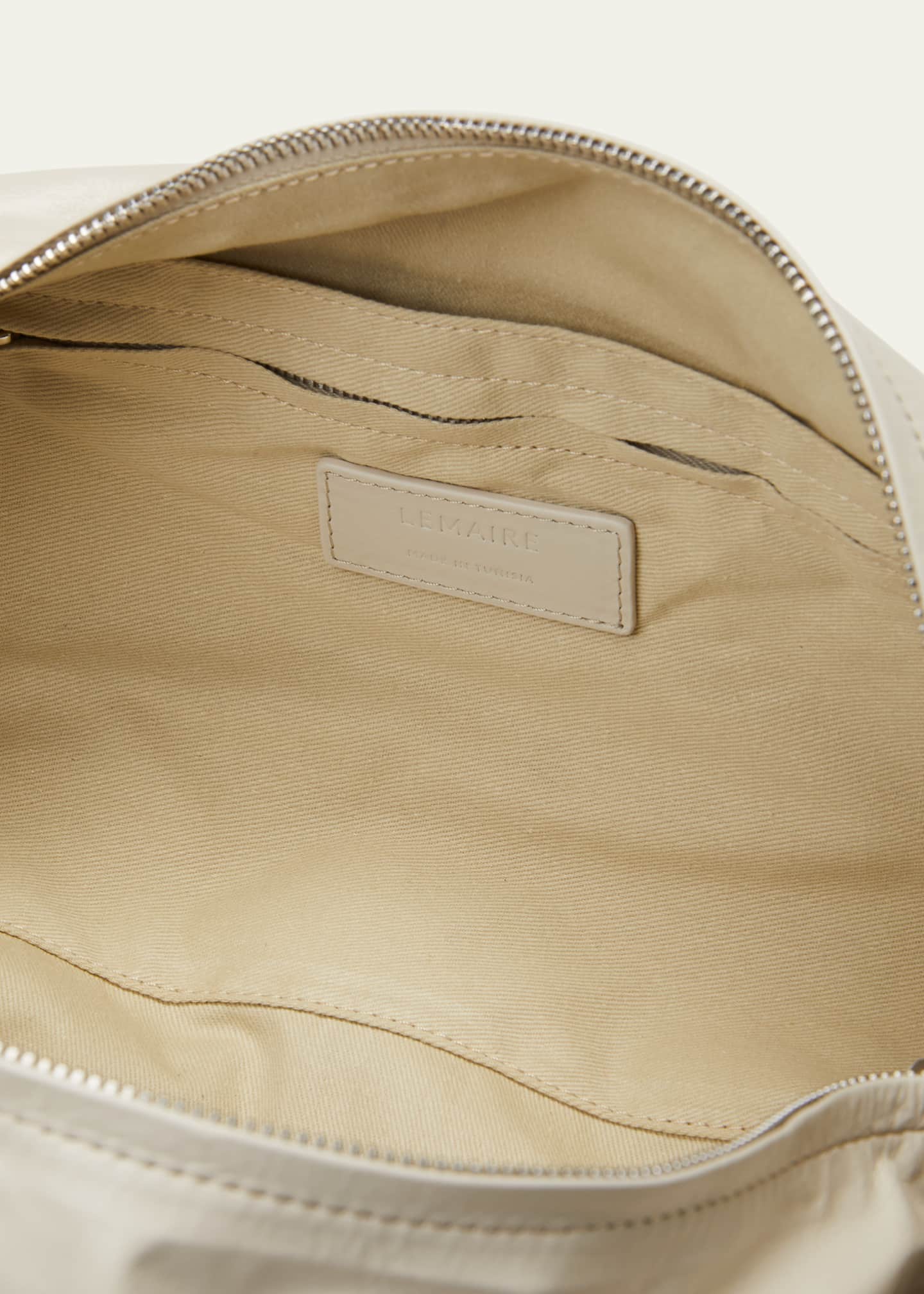 Large Croissant Bag in Green Leather, Chanel Gabrielle Shoulder bag 403013