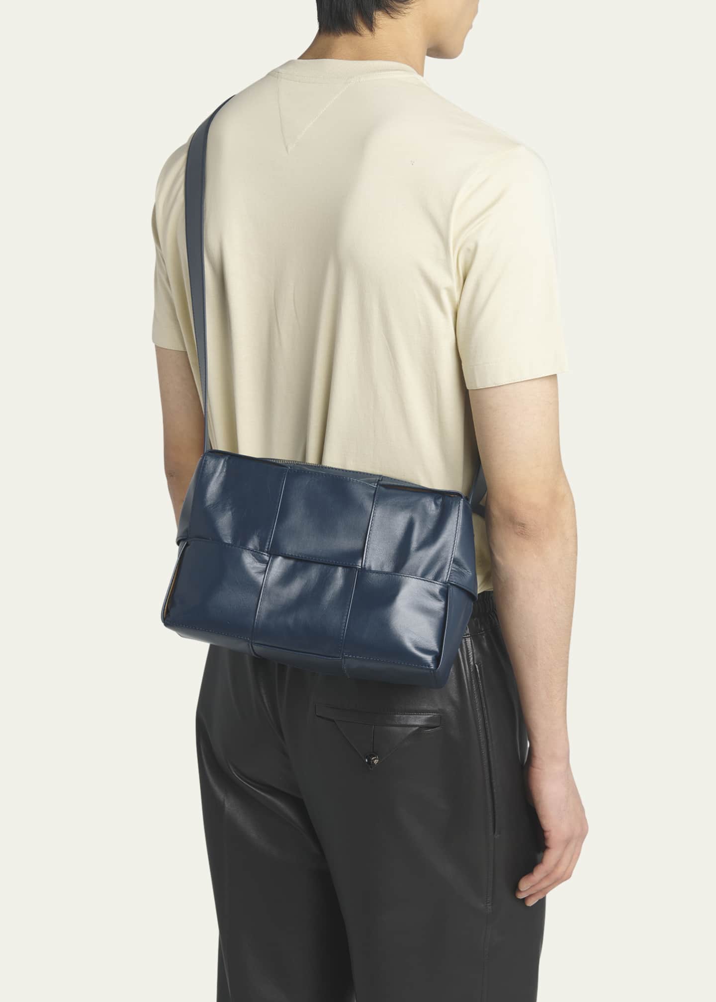 Bottega Veneta Men's Arco Medium Crossbody Camera Bag Image 2 of 5
